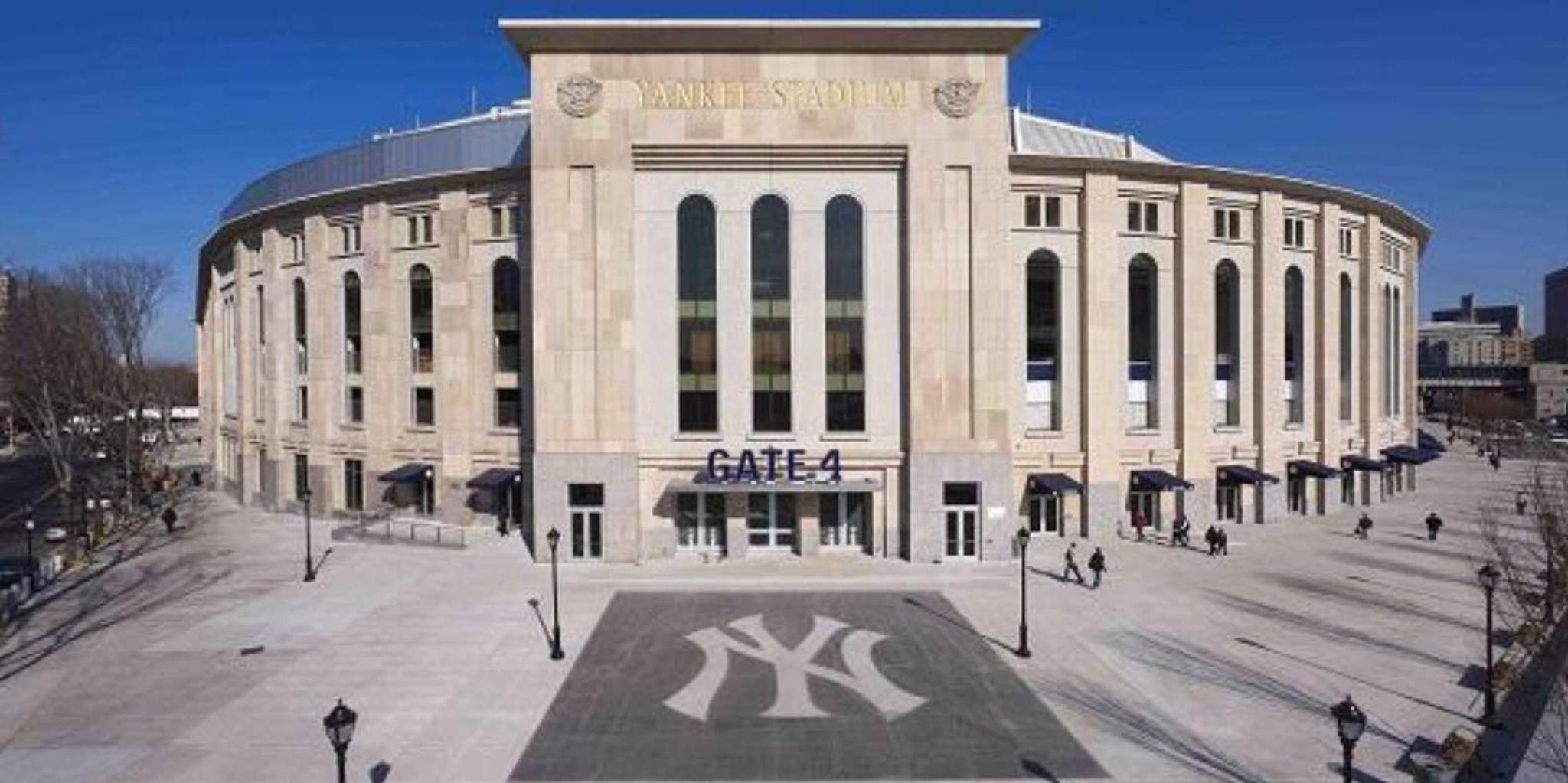 New York City Contrasts Tour of Harlem, The Bronx, Queens & Brooklyn
