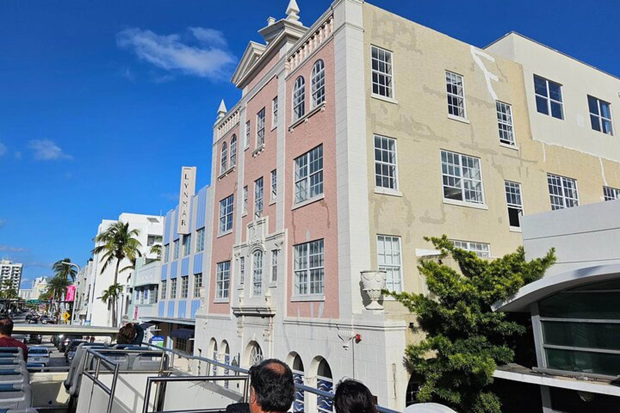 Miami City Tour with Double Decker Bus and Cruise - Image 4