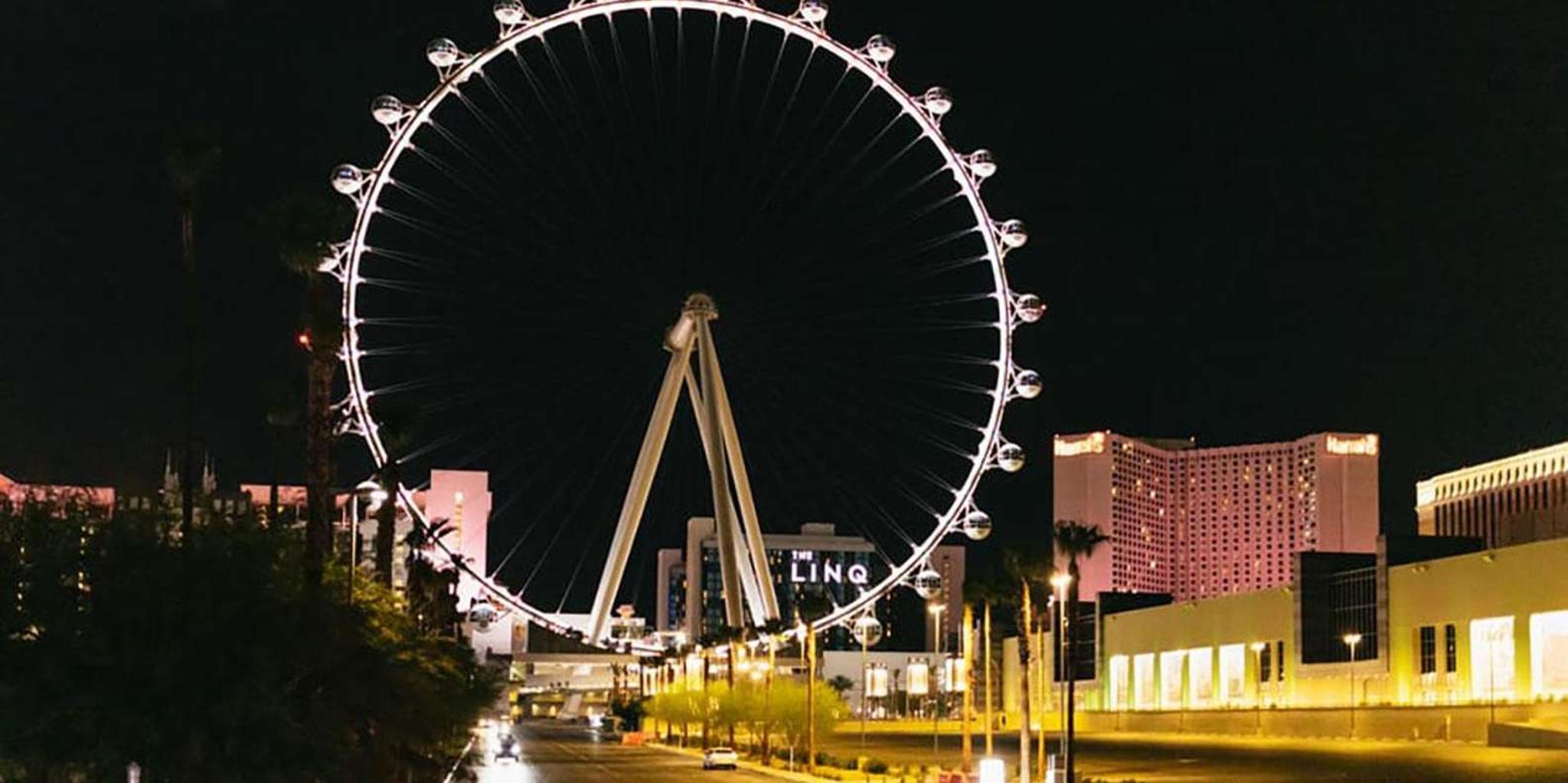 Las Vegas Panoramic Night Bus Tour - Image 2