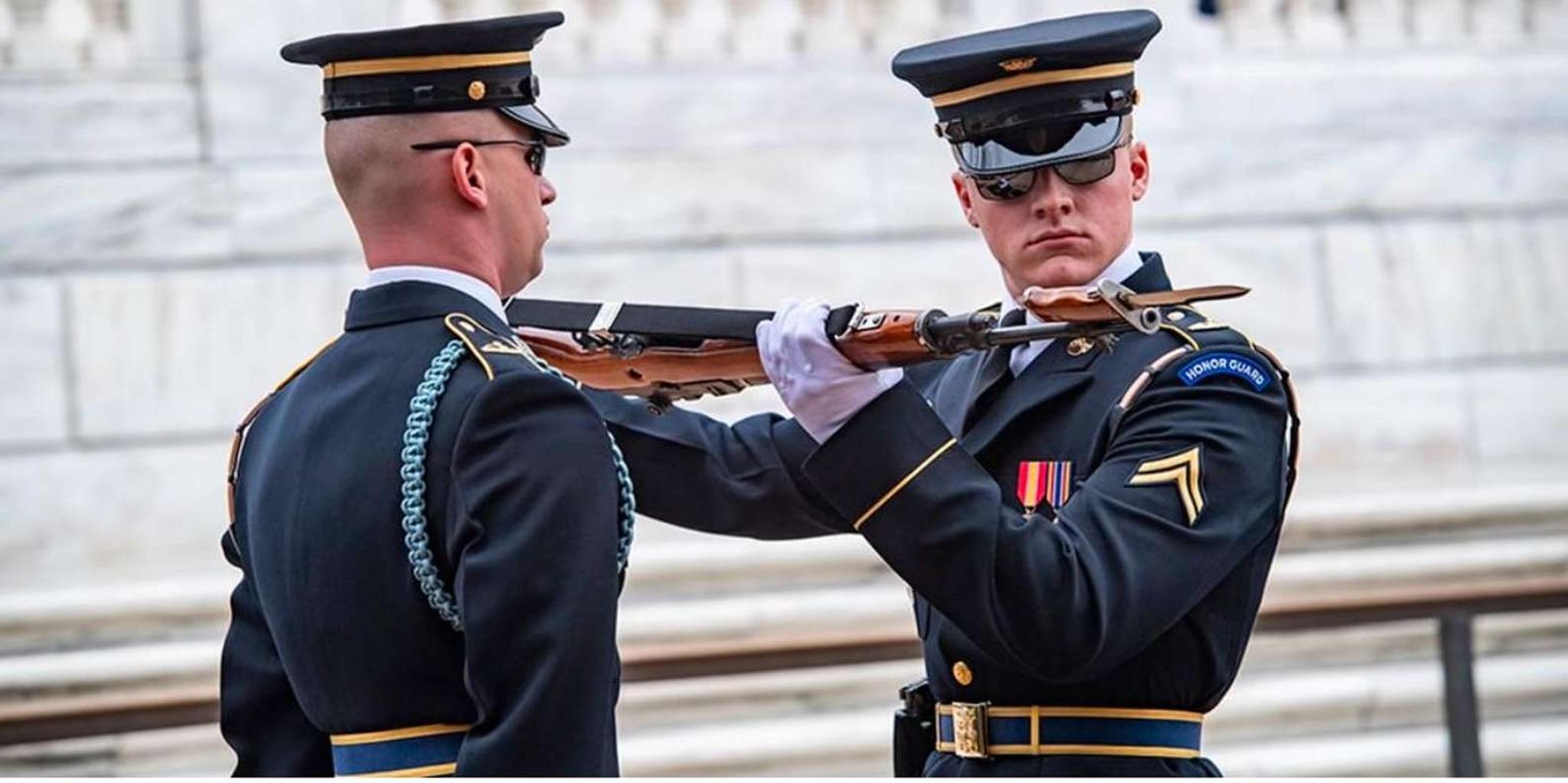 Arlington Cemetery Changing of the Guard Tour