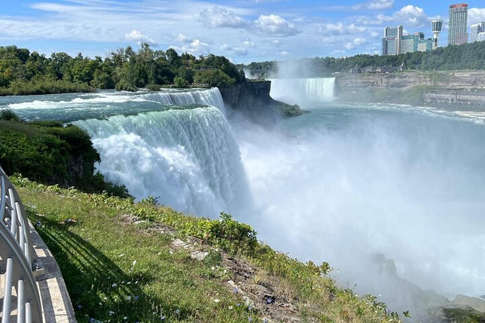 New York City Niagara Falls Private Day Tour