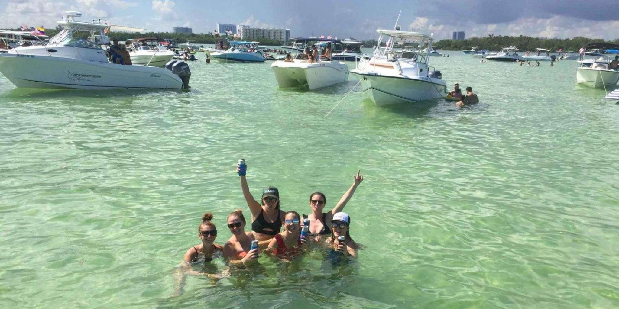 Miami Boat Tour with Champagne - Image 3