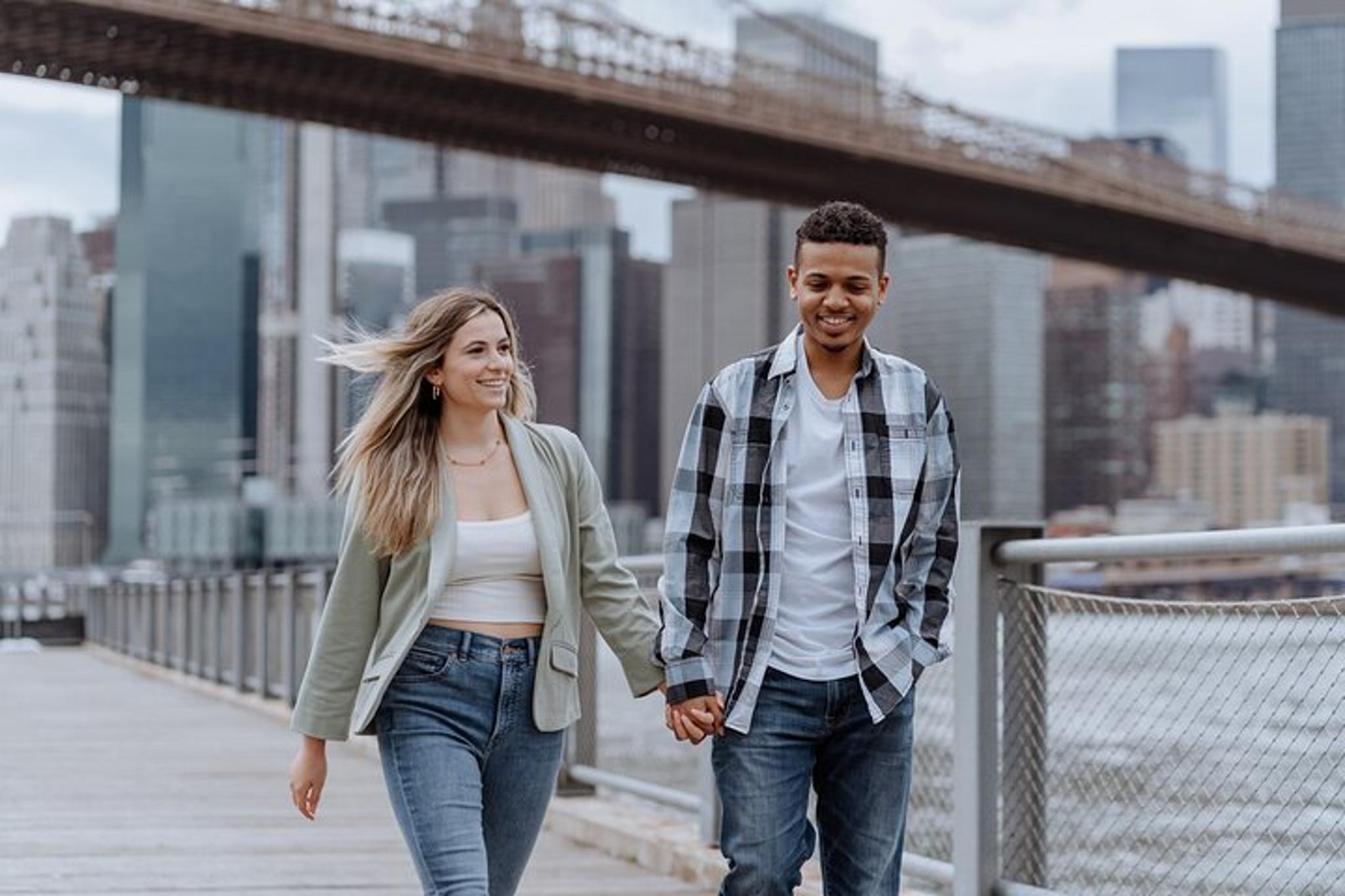 New York City Romantic Midtown Stroll - Image 1