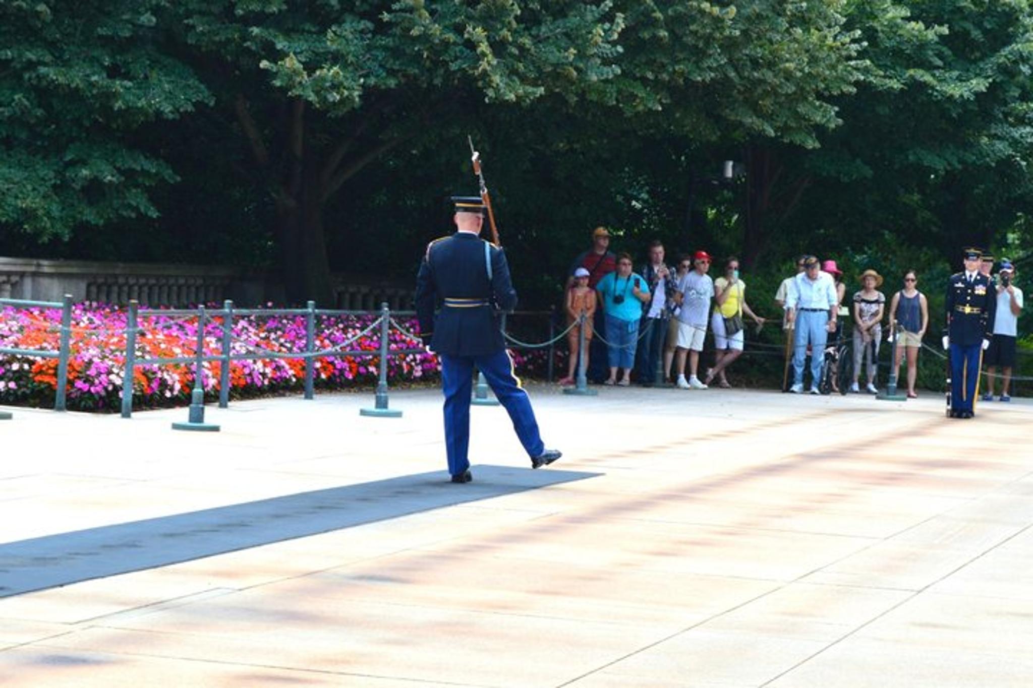 Arlington Cemetery Walking Tour with Changing of the Guard - Image 3