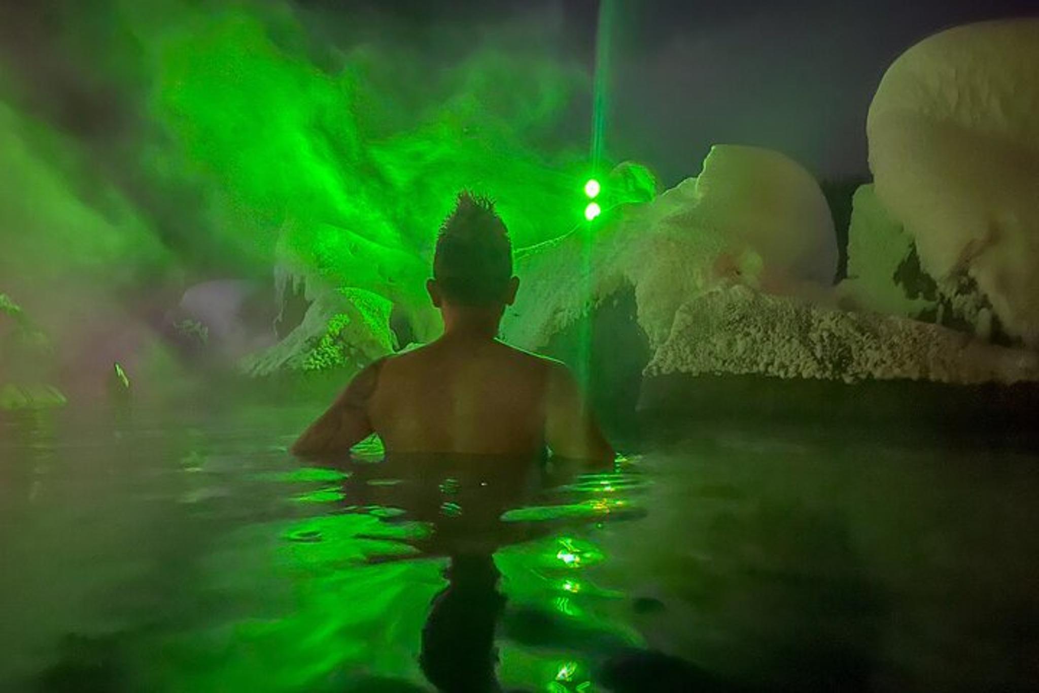 Fairbanks Hot Springs Aurora Viewing Tour - Image 6