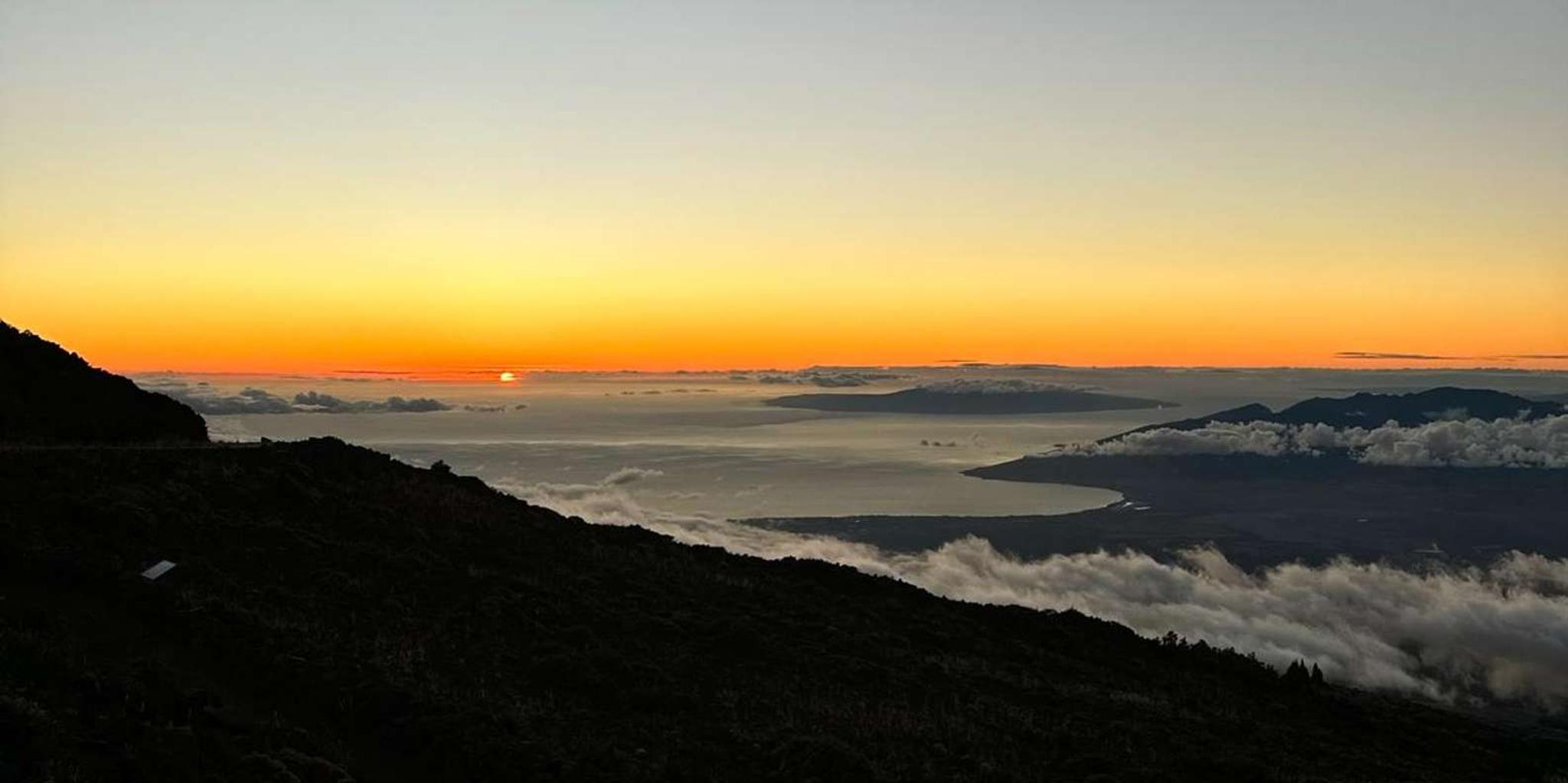 Maui Road to Hana and Haleakalā Sunset Jeep Tour