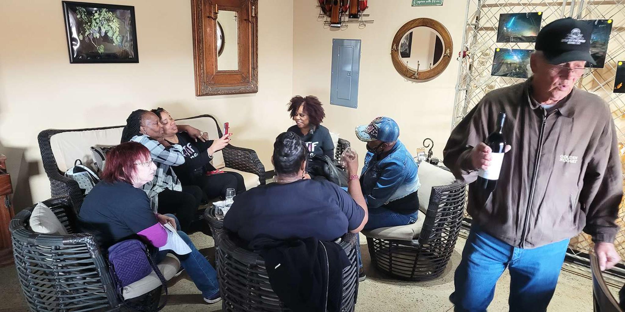 Kingman Scenic Desert Wine, Distillery & Brewery Tour - Image 5