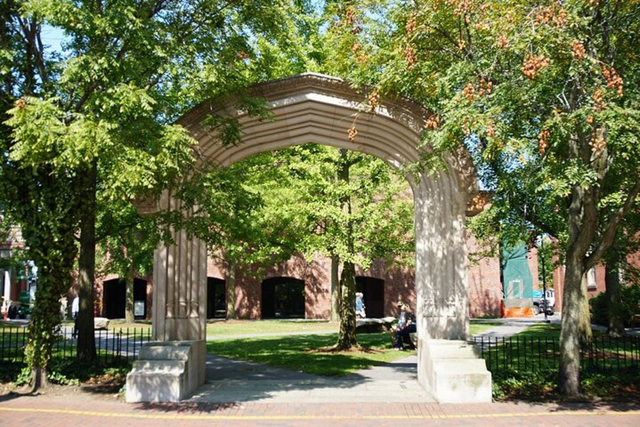 Salem Witch Tour with Broom Making Workshop - Image 6