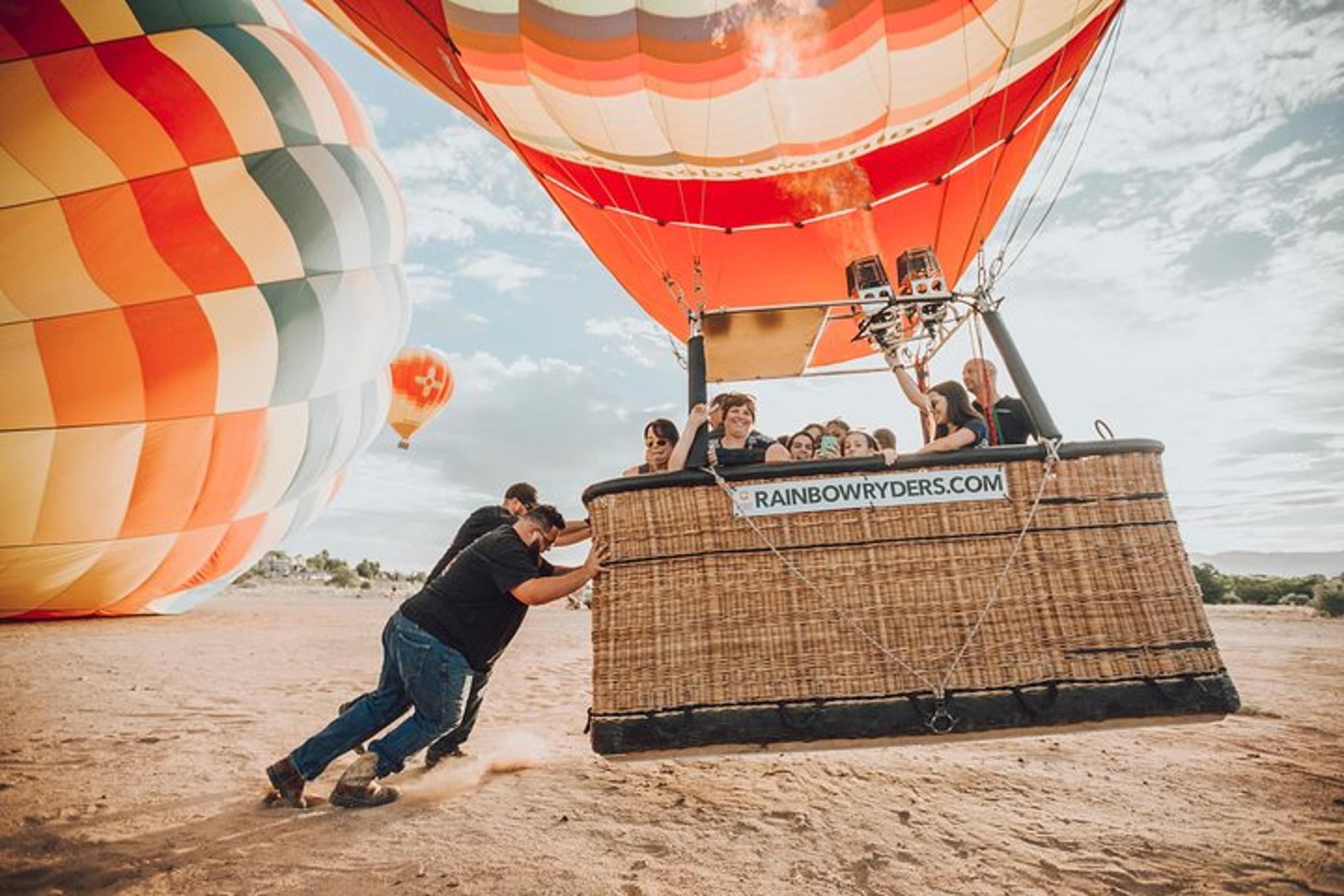 Albuquerque Hot Air Balloon Ride at Sunrise - Image 5