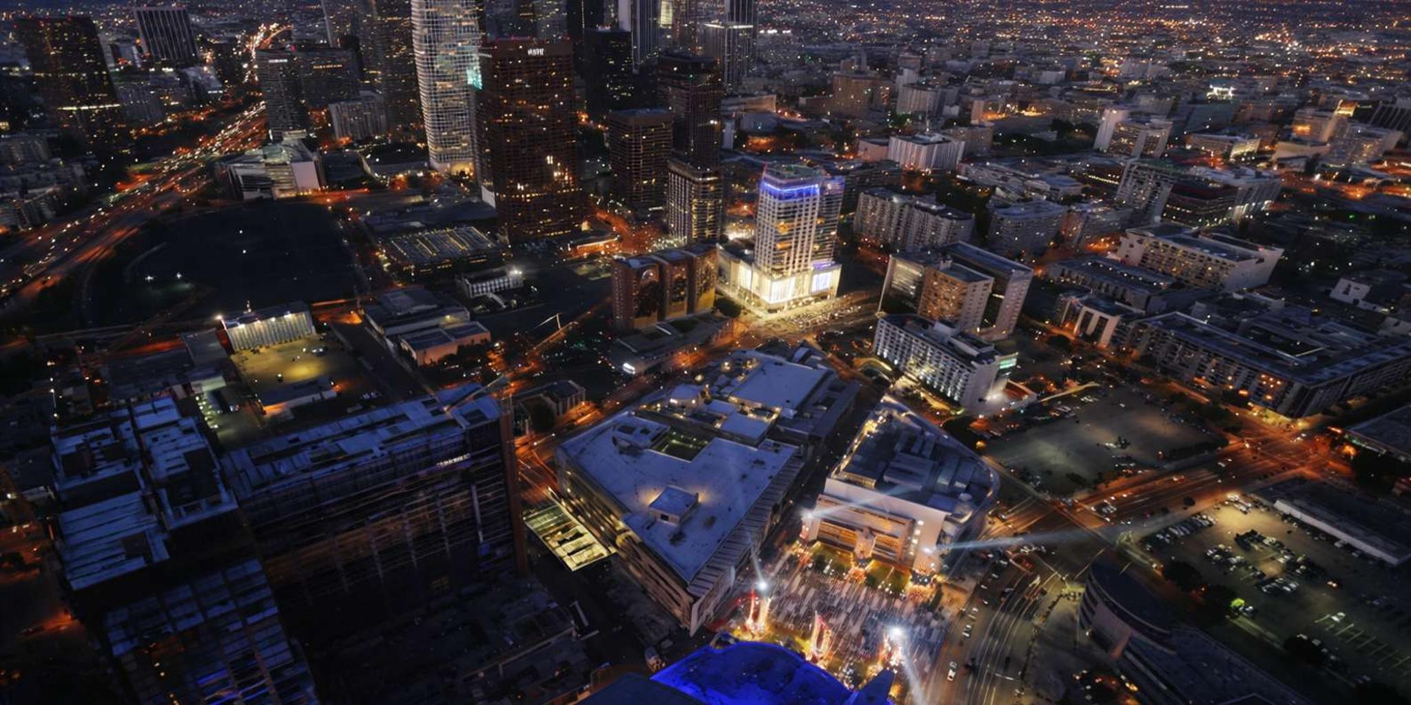 Los Angeles Night Helicopter Tour: Hollywood & City Lights - Image 2
