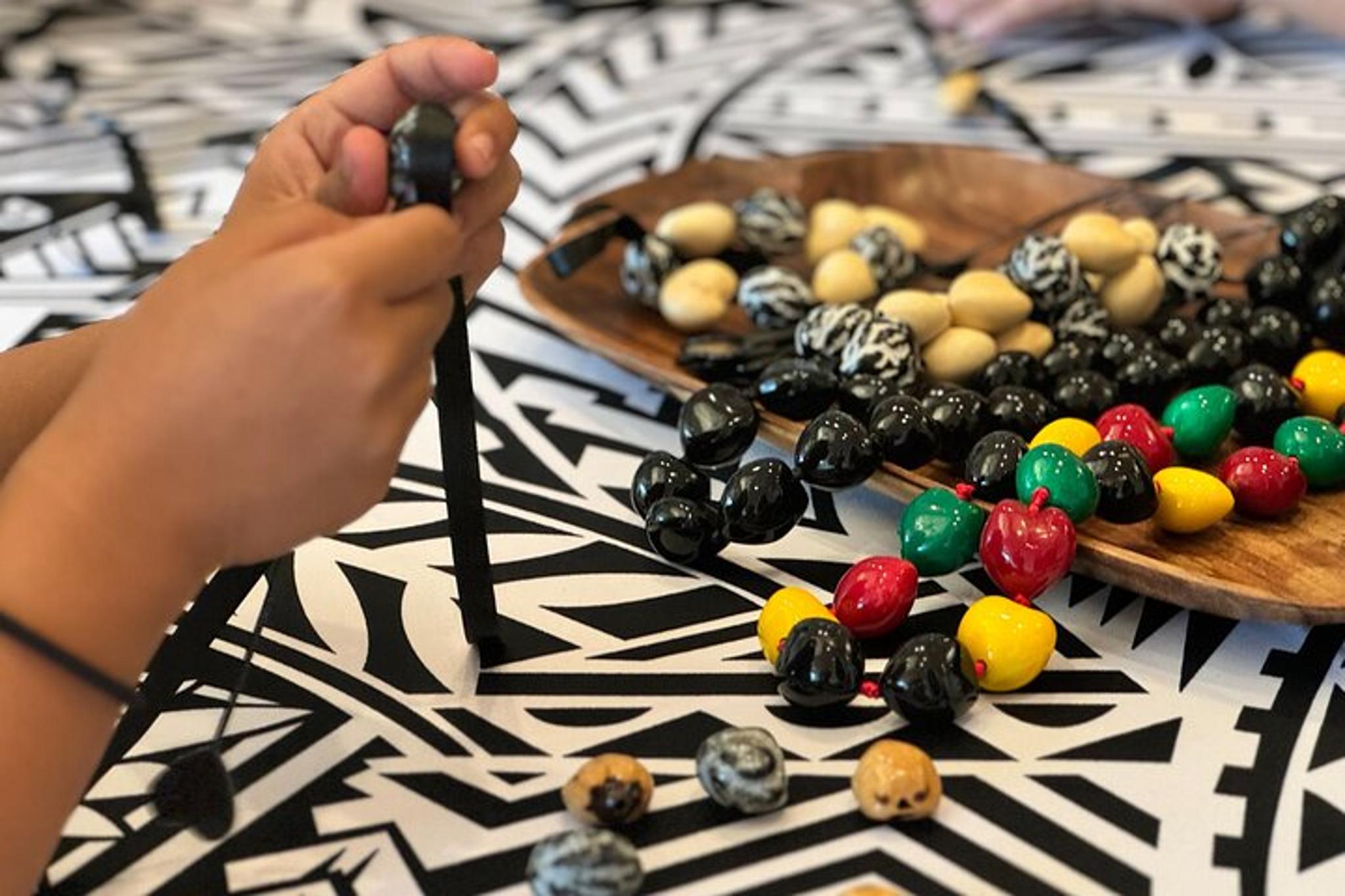 Maui Kukui Nut Bracelet Workshop - Image 3