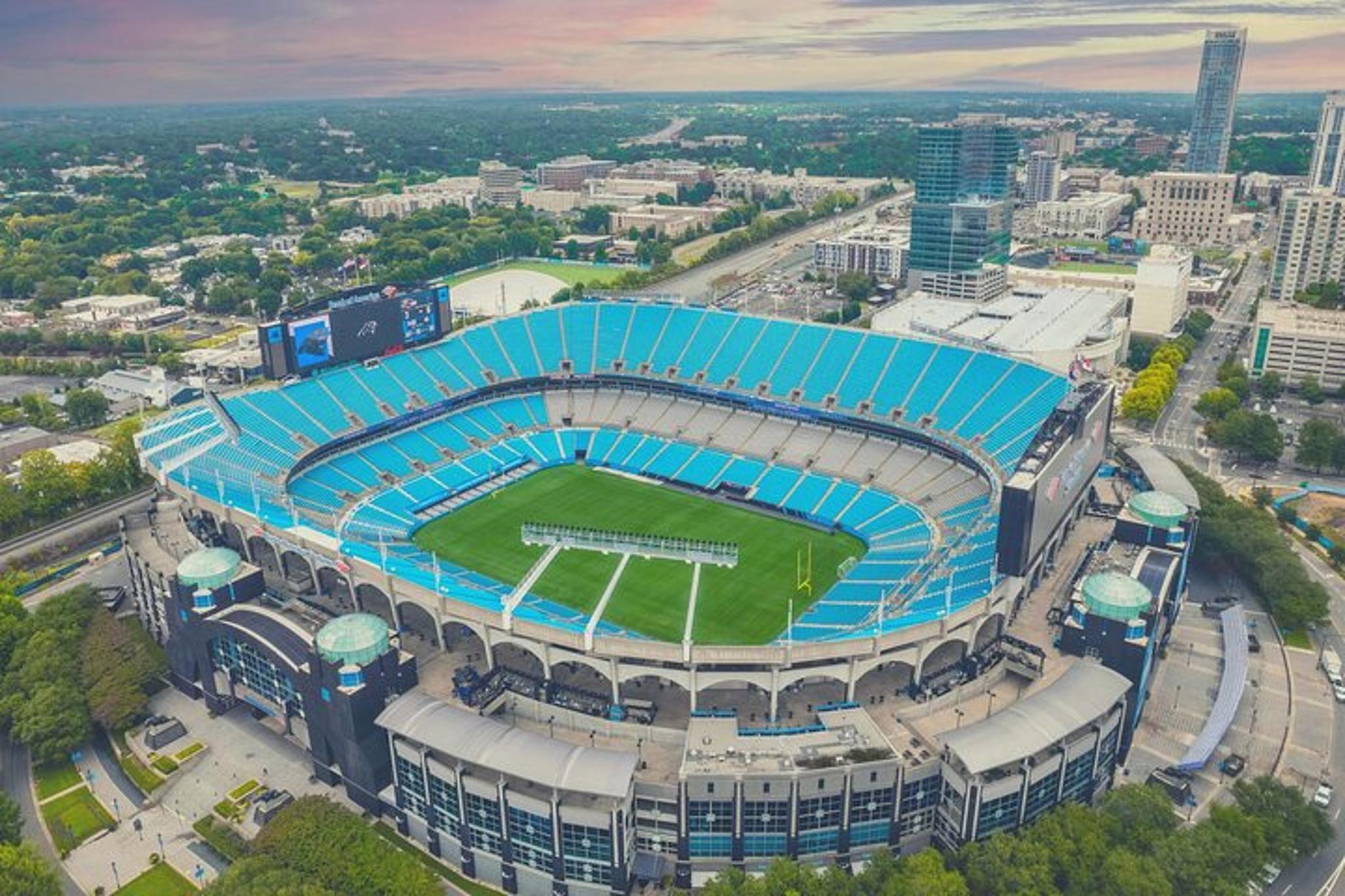 Charlotte Carolina Panthers Football Game - Image 2
