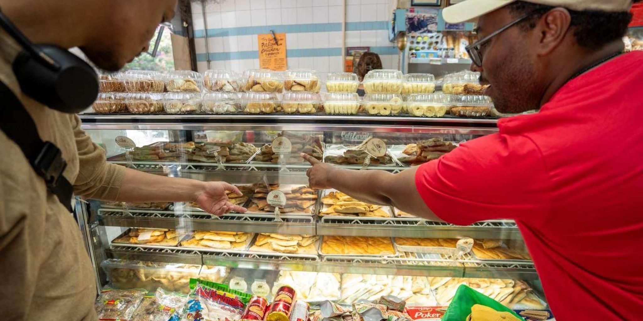 Brooklyn Food Walking Tour - Image 1