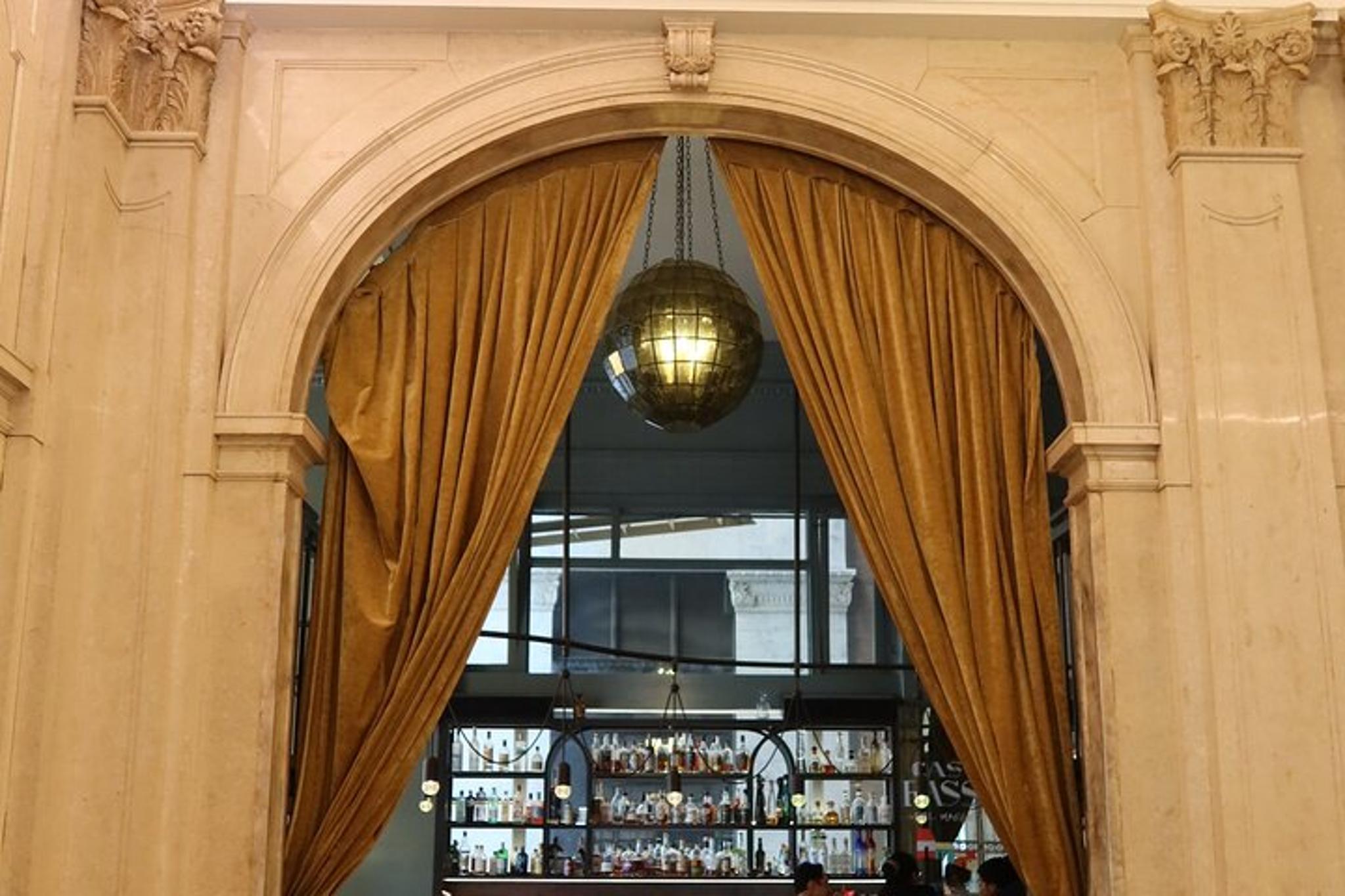 San Francisco History and Cocktail Walking Tour - Image 6