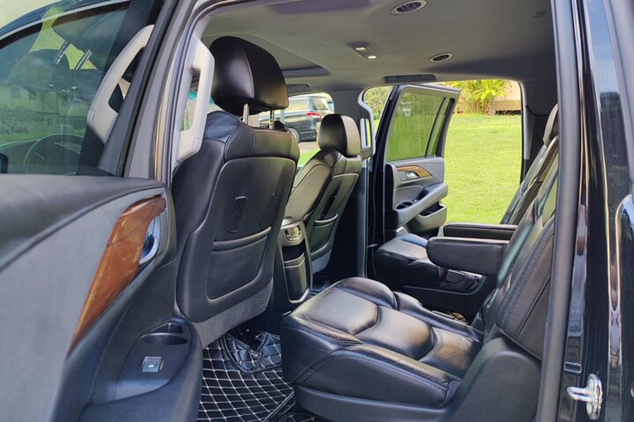 Honolulu Airport to KoOlina Hotels Private SUV Transfer - Image 5