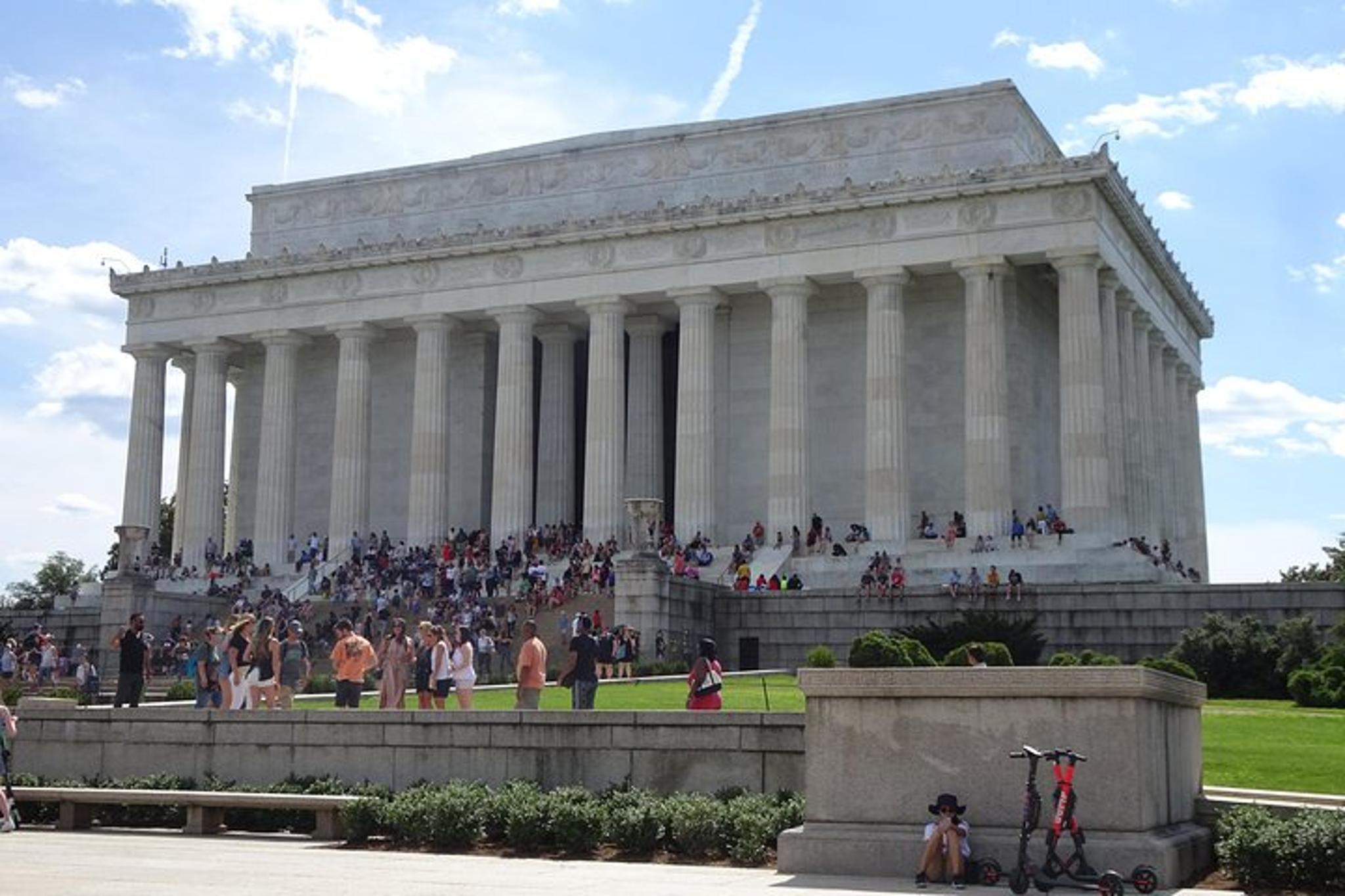 Washington DC Monuments Self-Guided Walking Tour