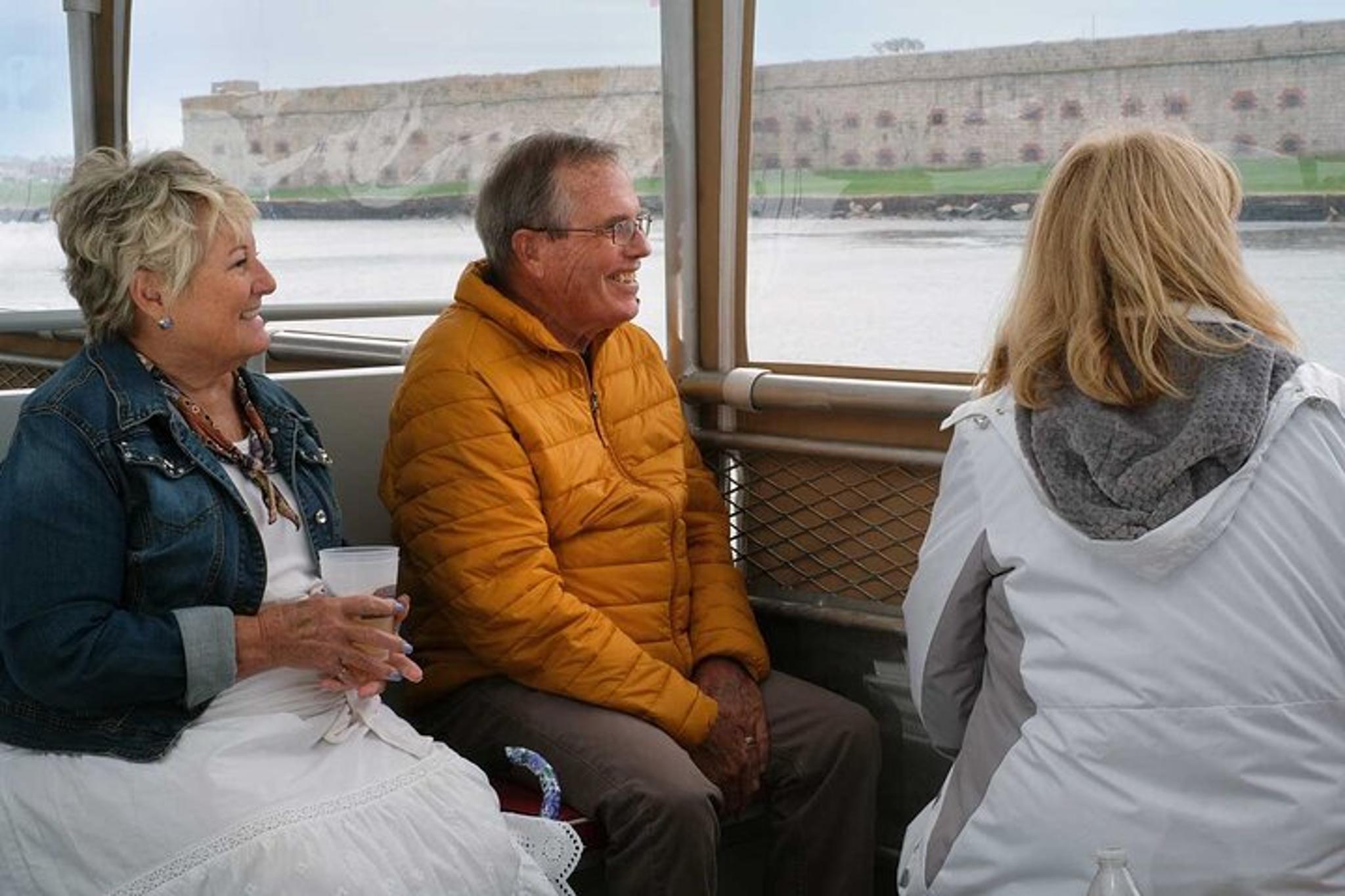 Newport Lighthouse and Mimosa Cruise - Image 3