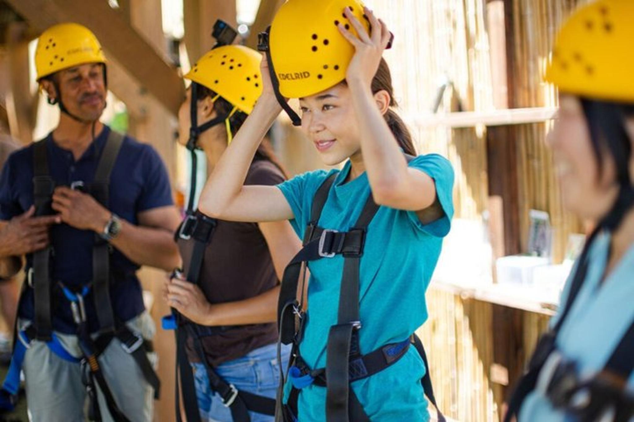Coral Crater Zipline Adventure in Oahu - Image 4