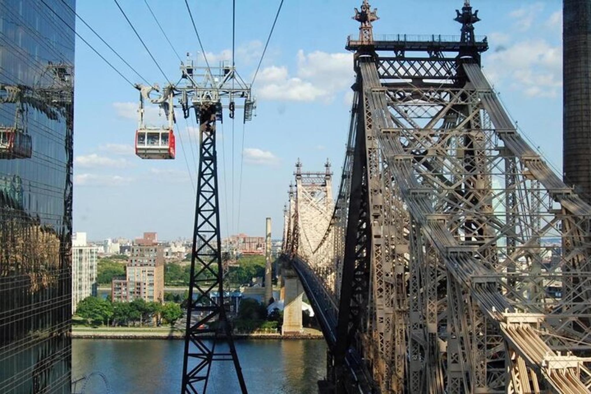 New York City Roosevelt Island Tour
