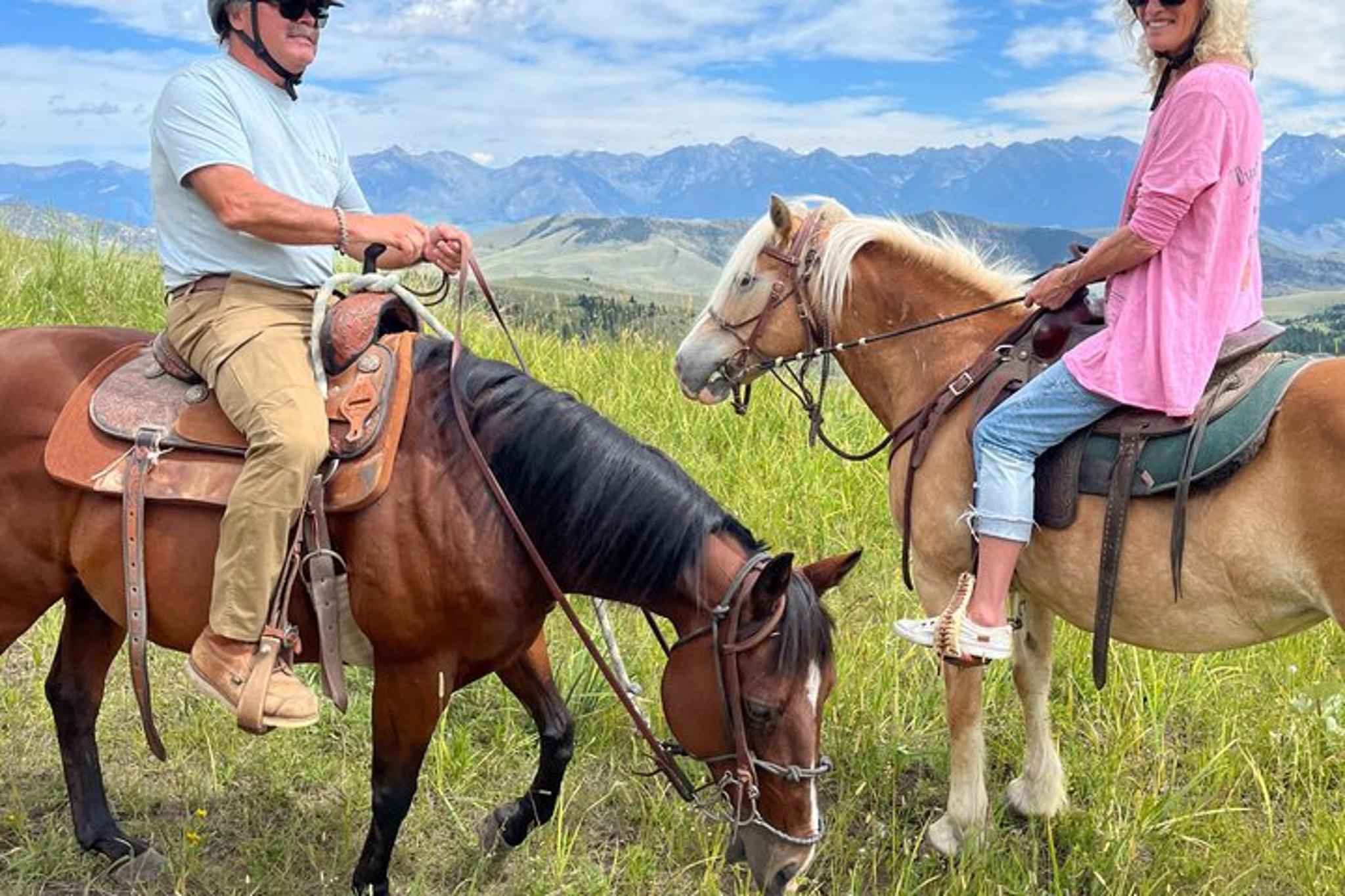 Paradise Valley Chimney Rock Trail Ride - Image 5