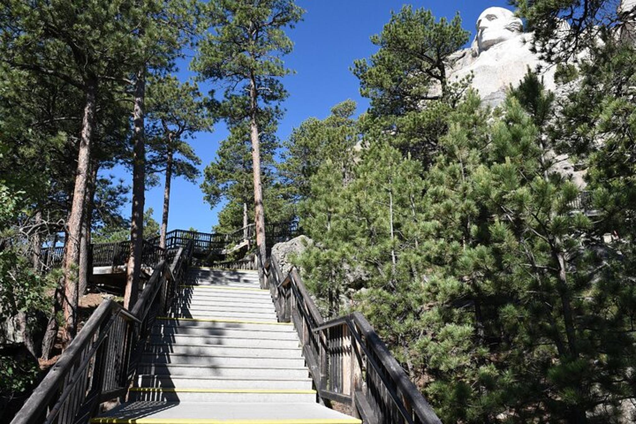 Mount Rushmore Self-Guided Audio Tour - Image 6