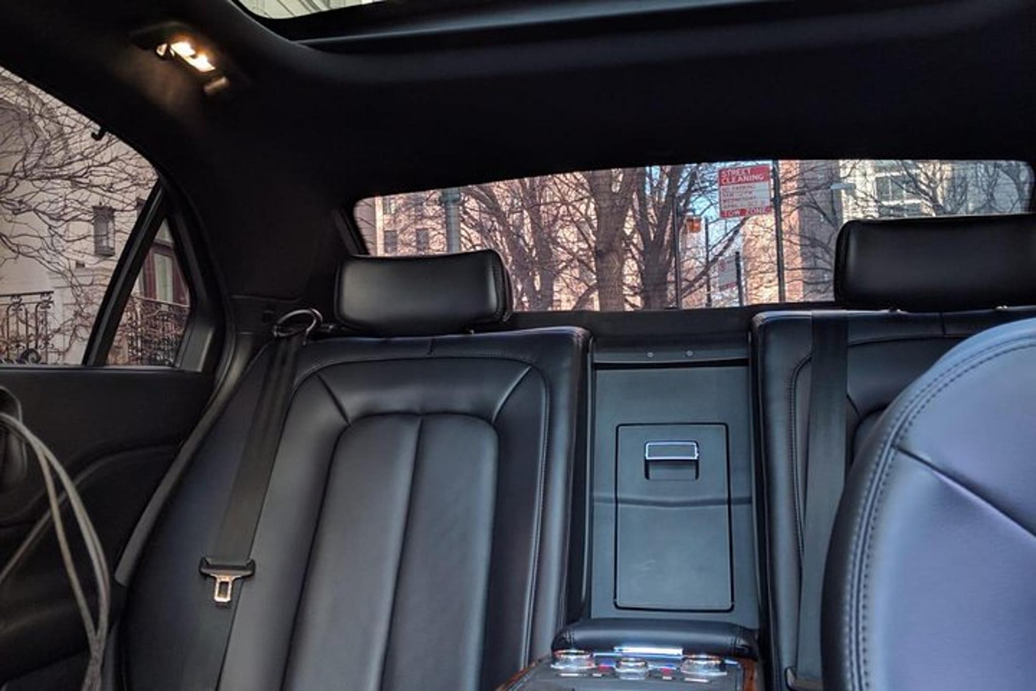 Milwaukee Private Sedan Transfer - Image 2