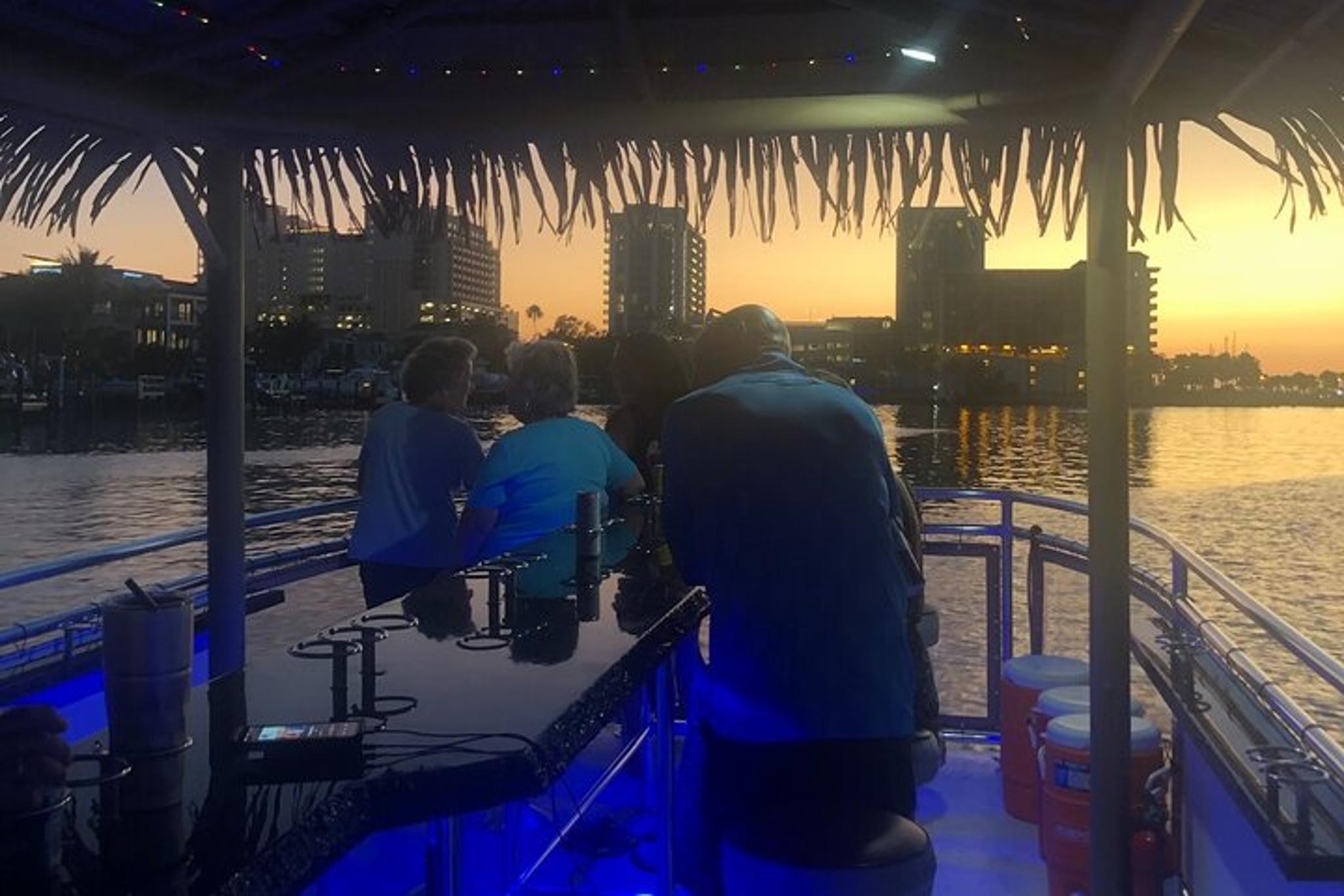 Clearwater Beach Tiki Tour with Unlimited Drinks 1.5 hr - Image 3