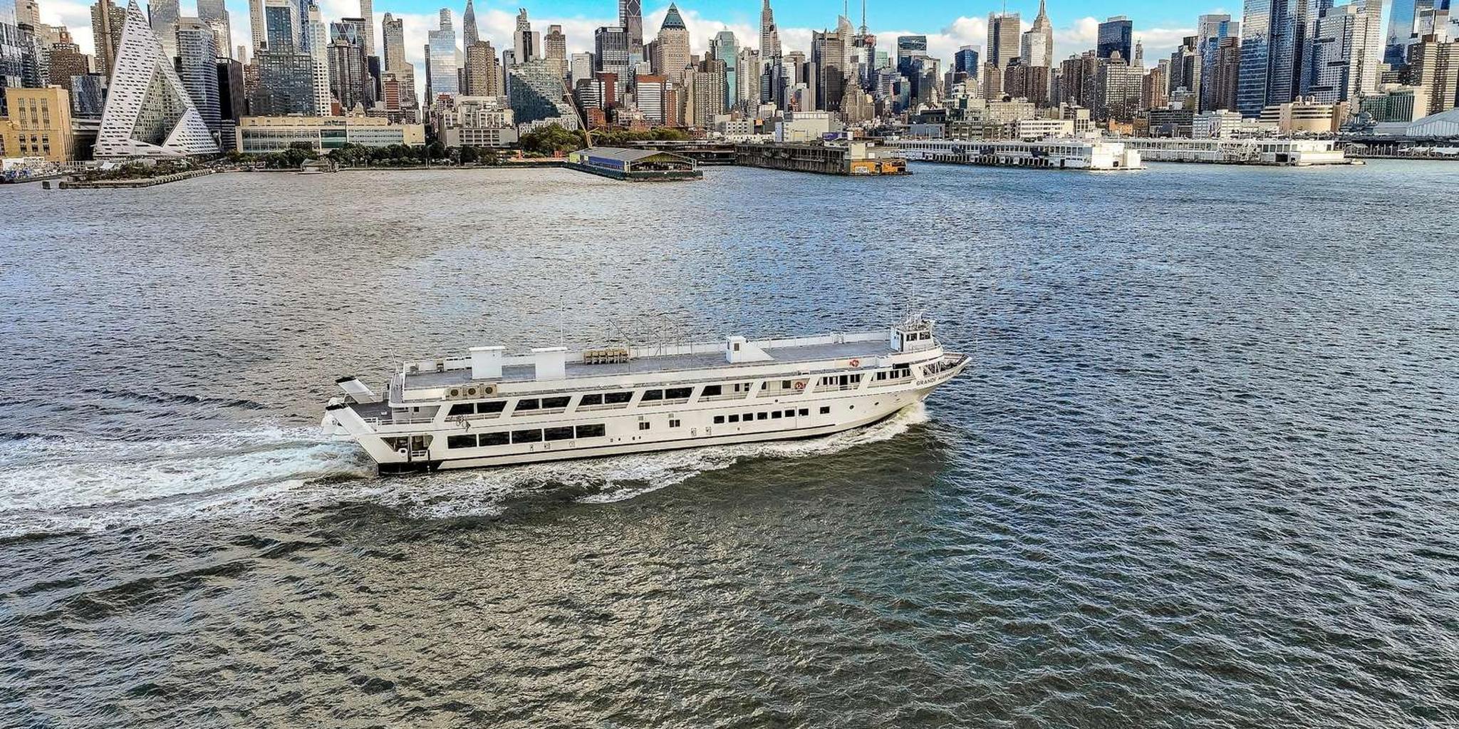 New York City Sightseeing Cruise on the Grande Mariner - Image 3