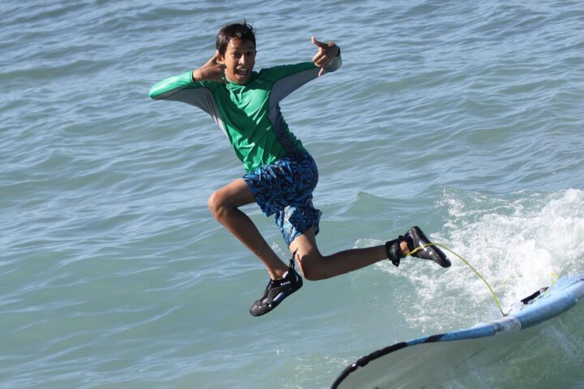 Maui Surf Lesson 4 Students 1 Instructor 90 min - Image 5