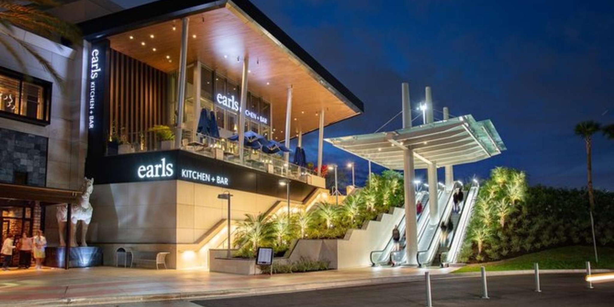 Orlando Personal Stylist Experience at The Mall at Millenia - Image 3