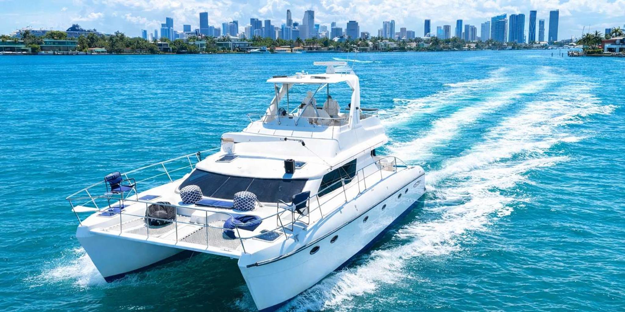 Miami Catamaran Tour 60ft - Image 2