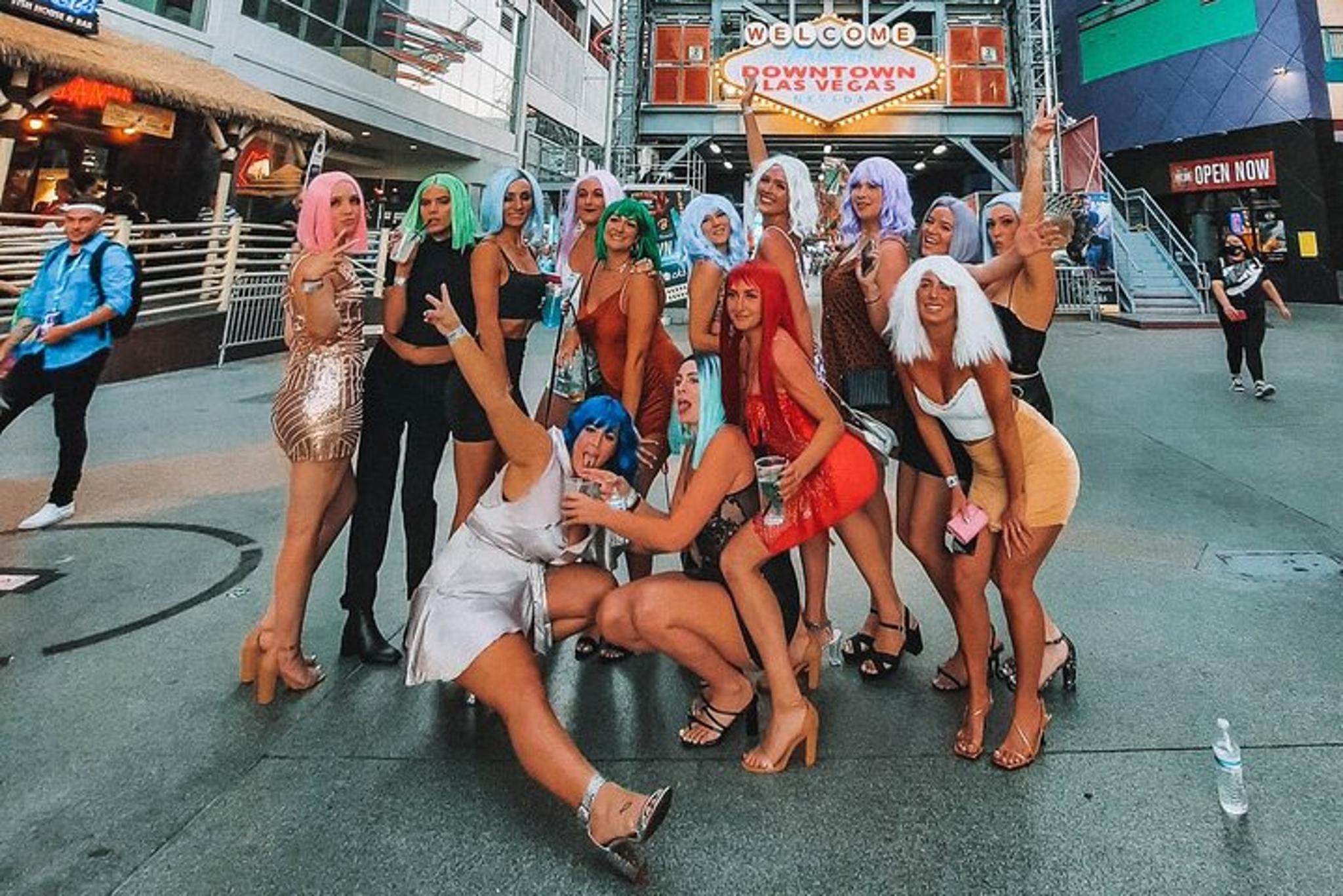 Las Vegas Walking Street Bar Crawl - Image 2