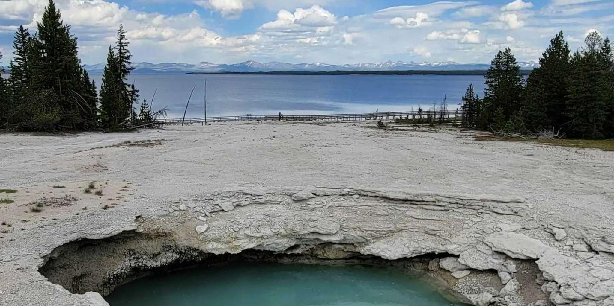 Bozeman Yellowstone and Grand Teton National Park Tour - Image 3