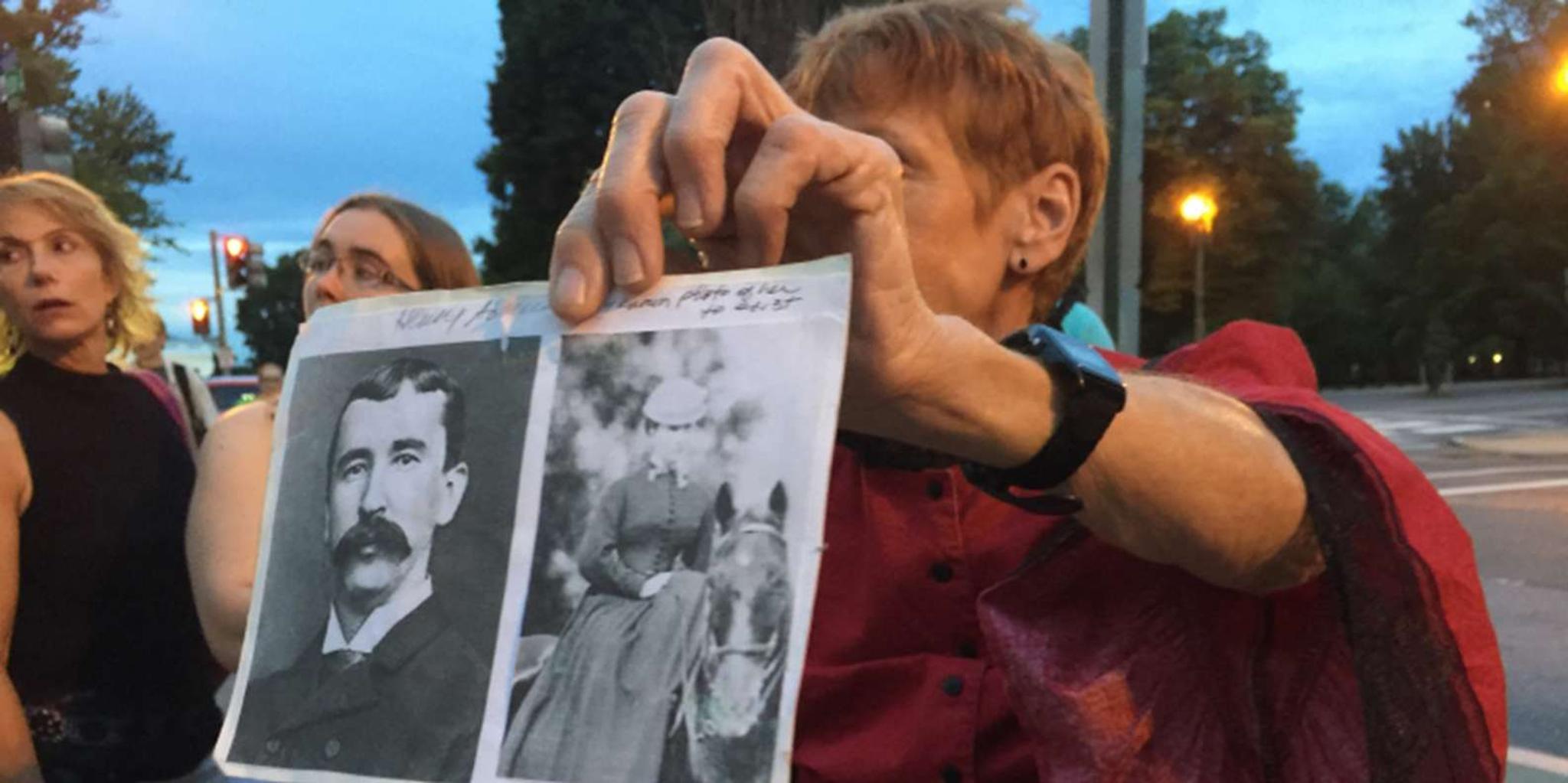 Washington, DC Haunted Ghost Tour by Lantern Light - Image 2