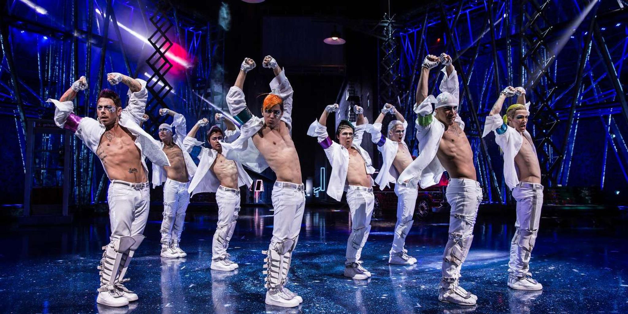 Las Vegas MJ ONE Show Experience - Image 2