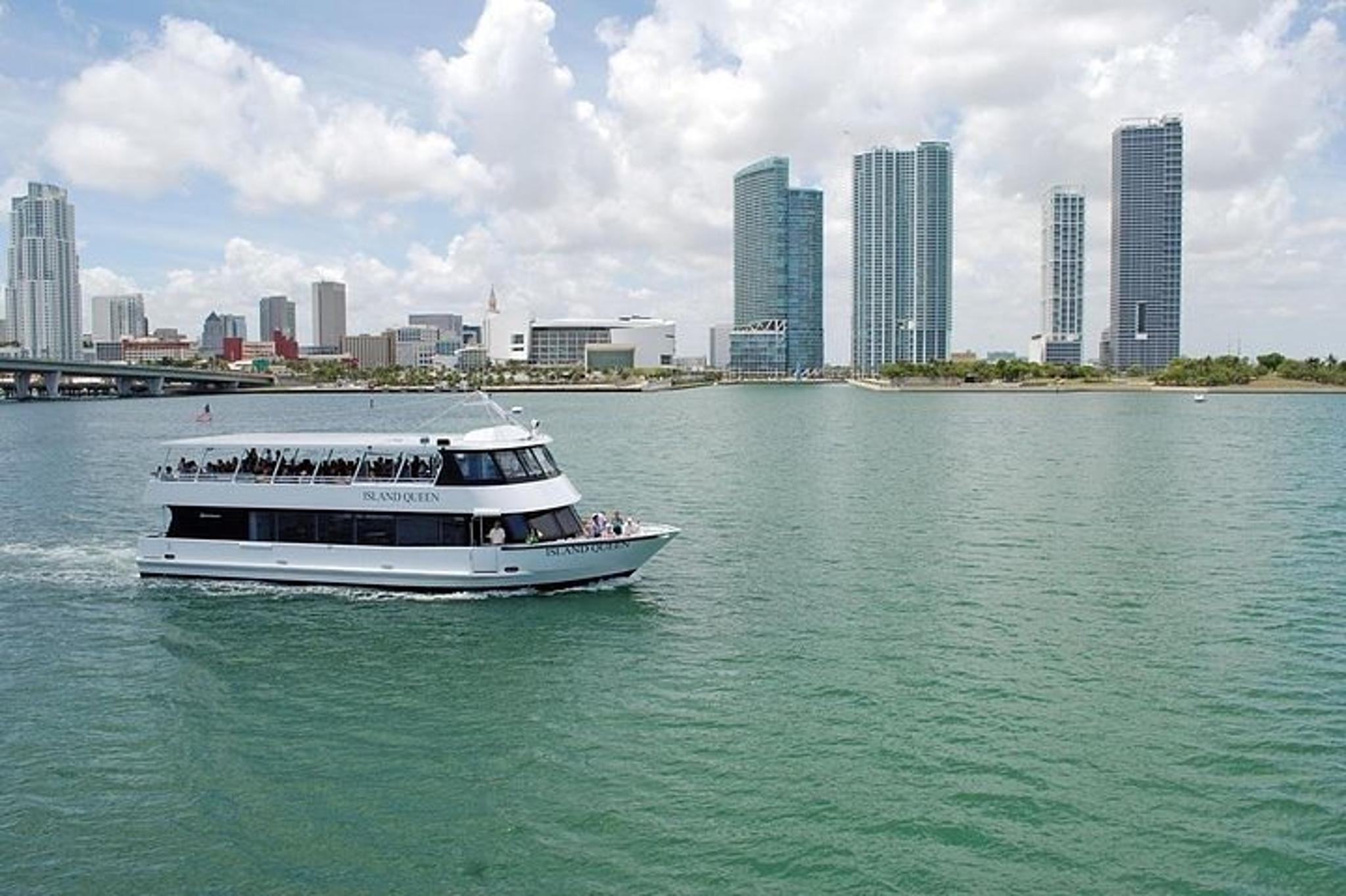 Miami City and Boat Tour with Little Havana