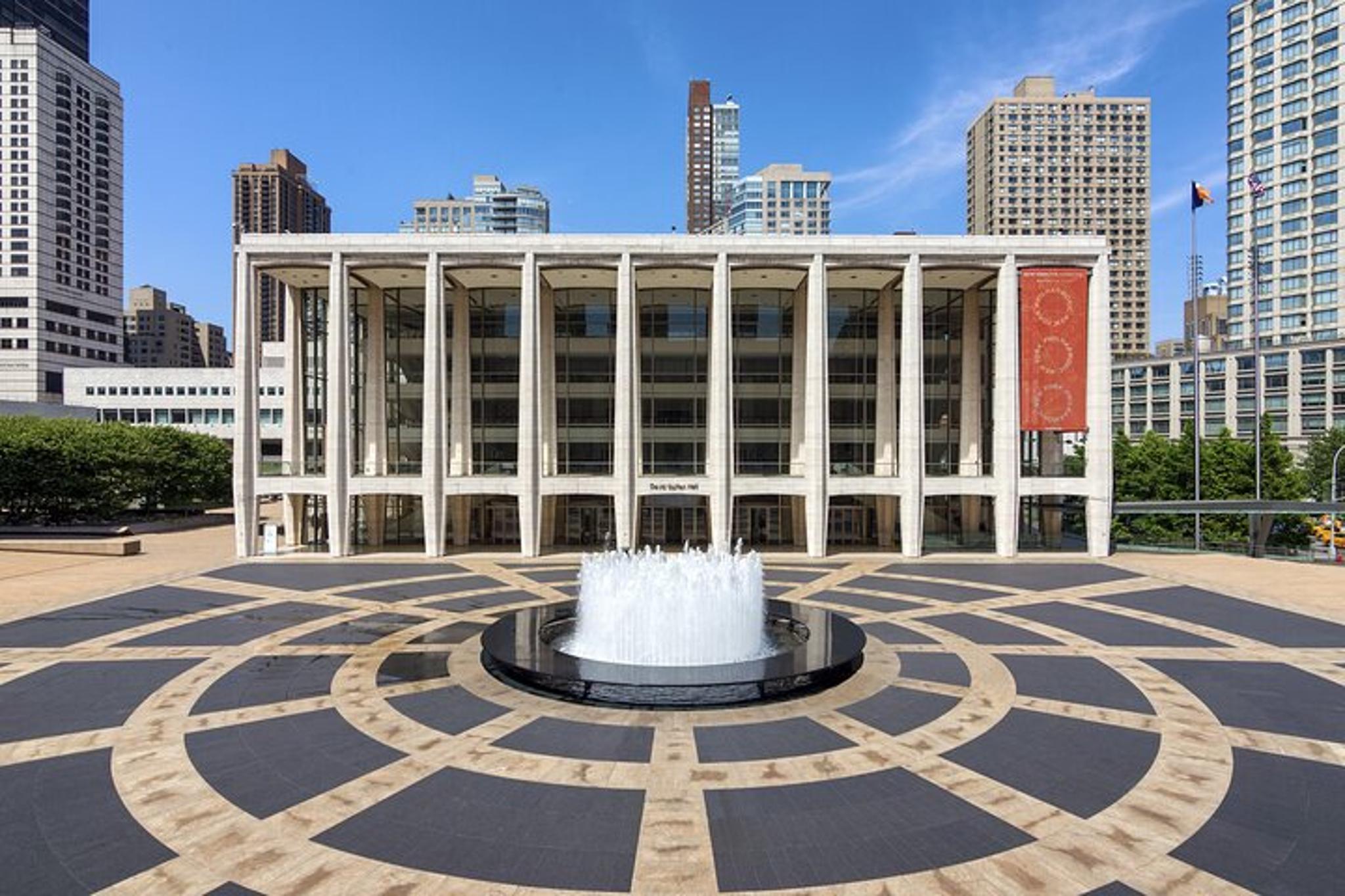 New York City Walking Tour with Metropolitan Museum - Image 3