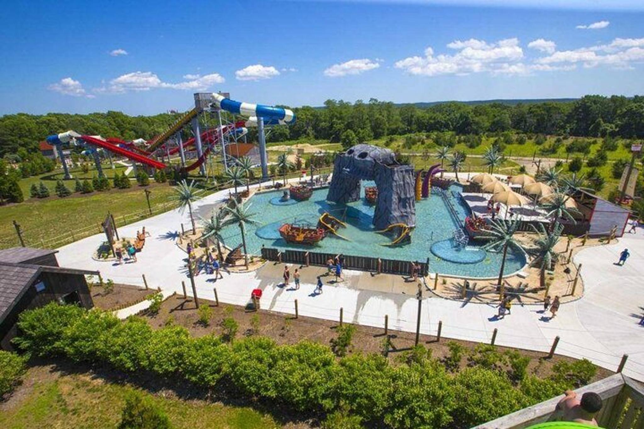 New York City Splish Splash Water Park Tour - Image 3