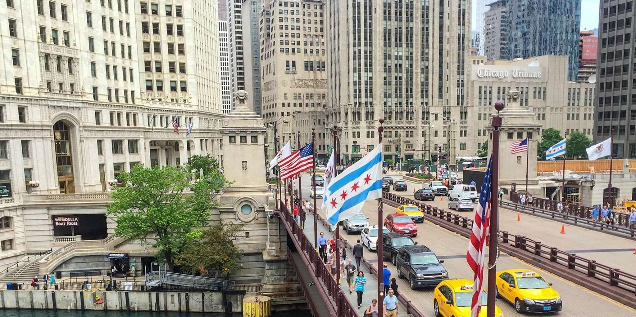 Chicago Walking Tour: Magnificent Mile - Image 2