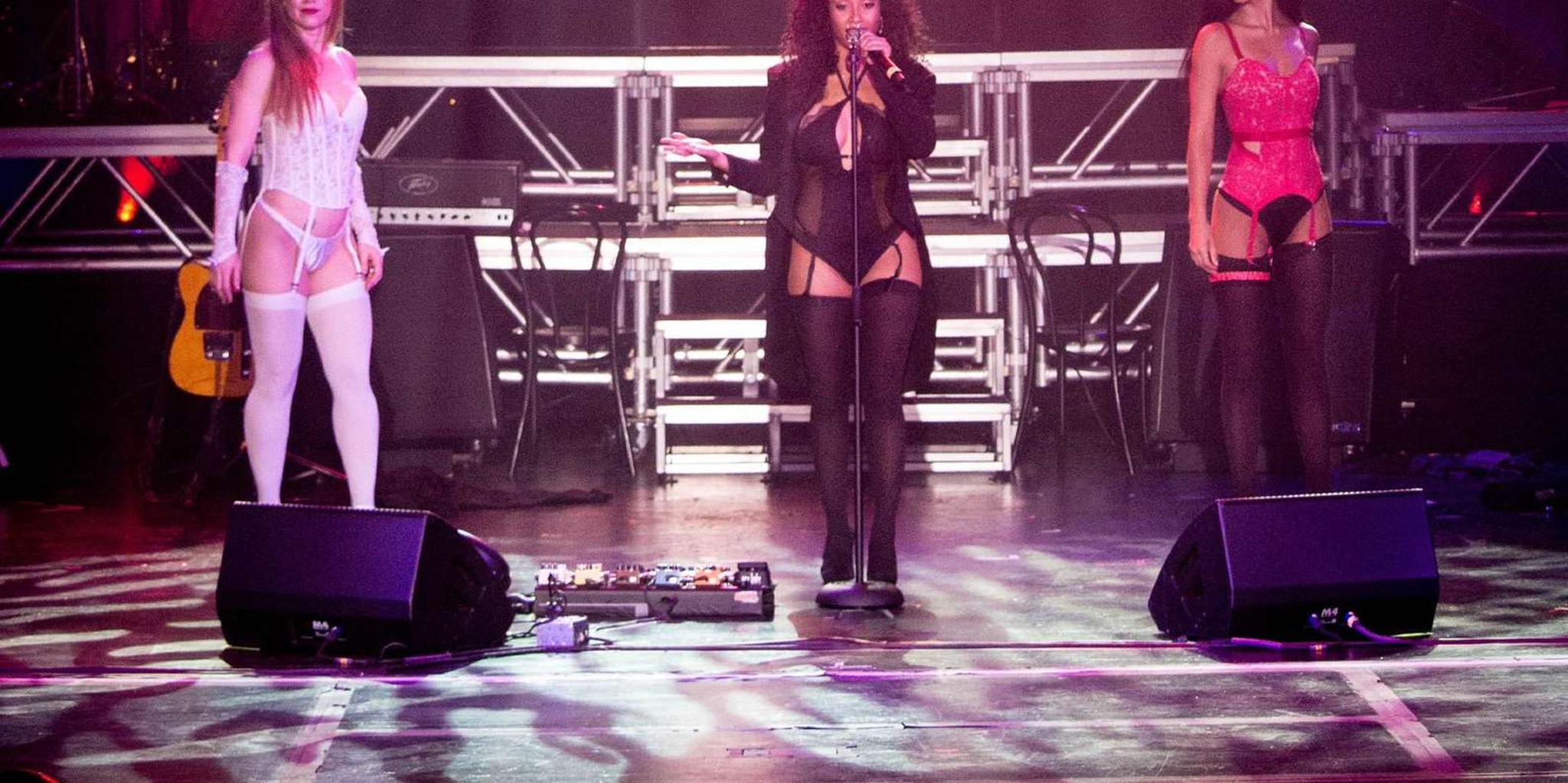 Las Vegas Prince Tribute Show - Image 5