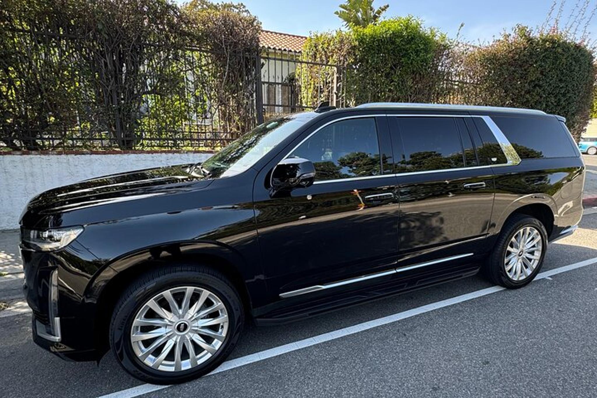 Los Angeles Private Car Service Cadillac Escalade - Image 4