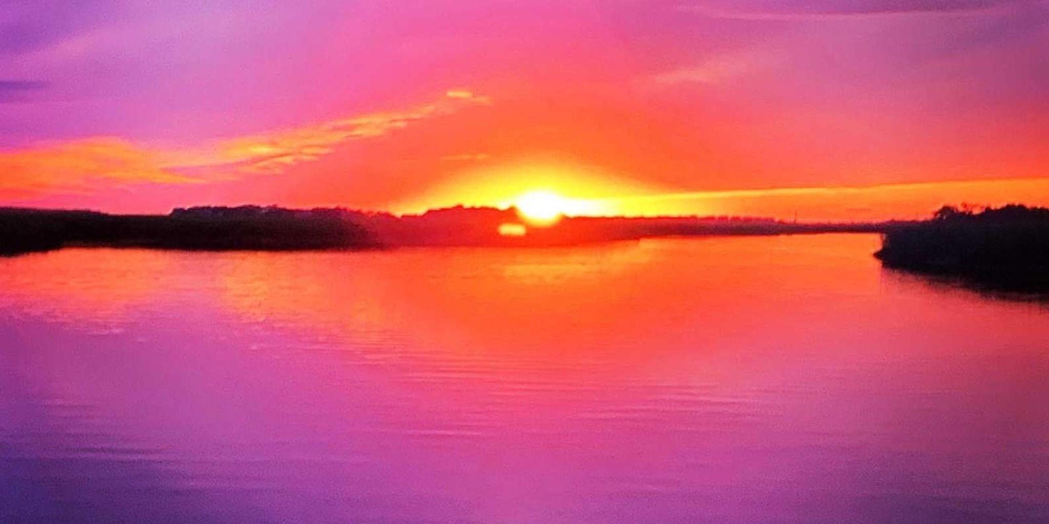 Charleston Sunset & Dolphin Cruise - Image 1