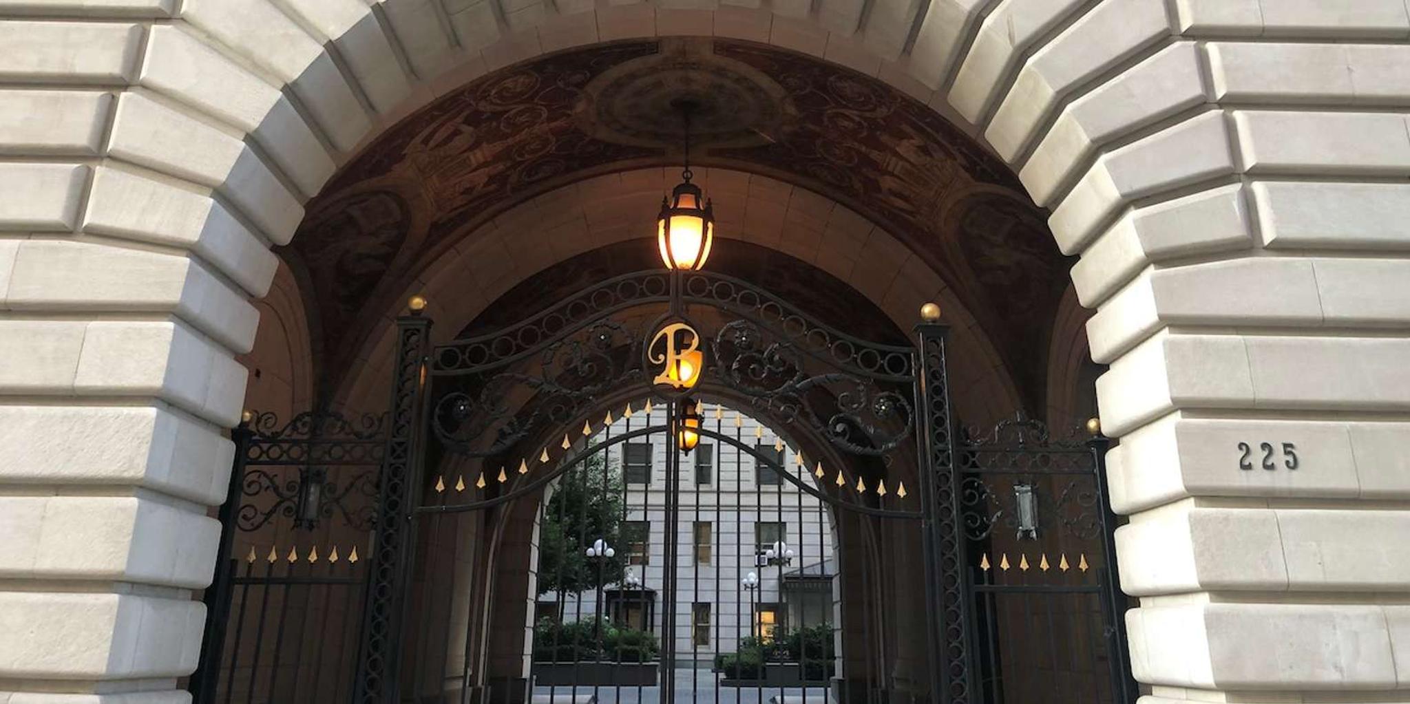 New York City Horror Movie Location Walking Tour - Image 6