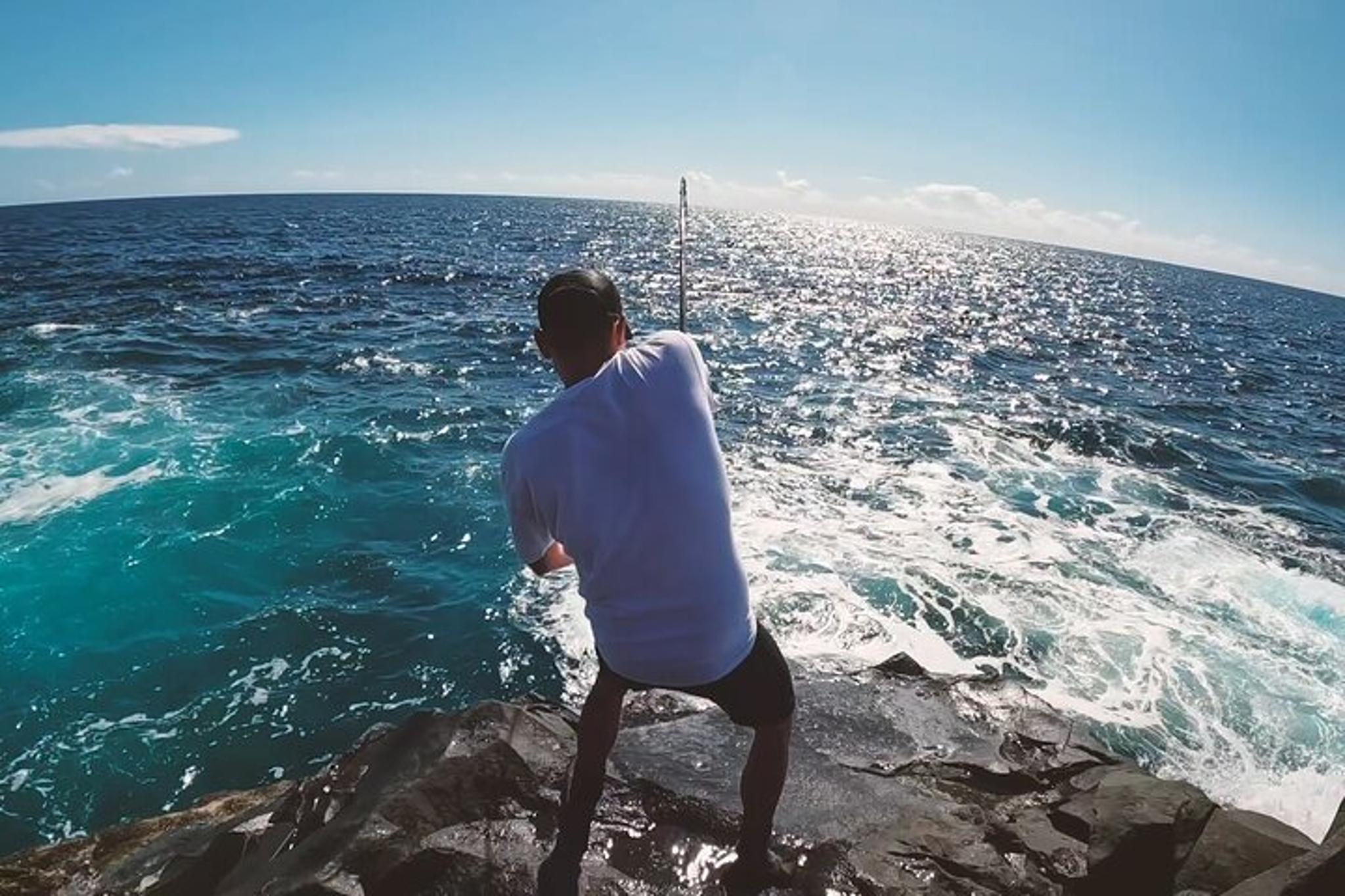 Hawaii GT Fishing Full Day - Image 6