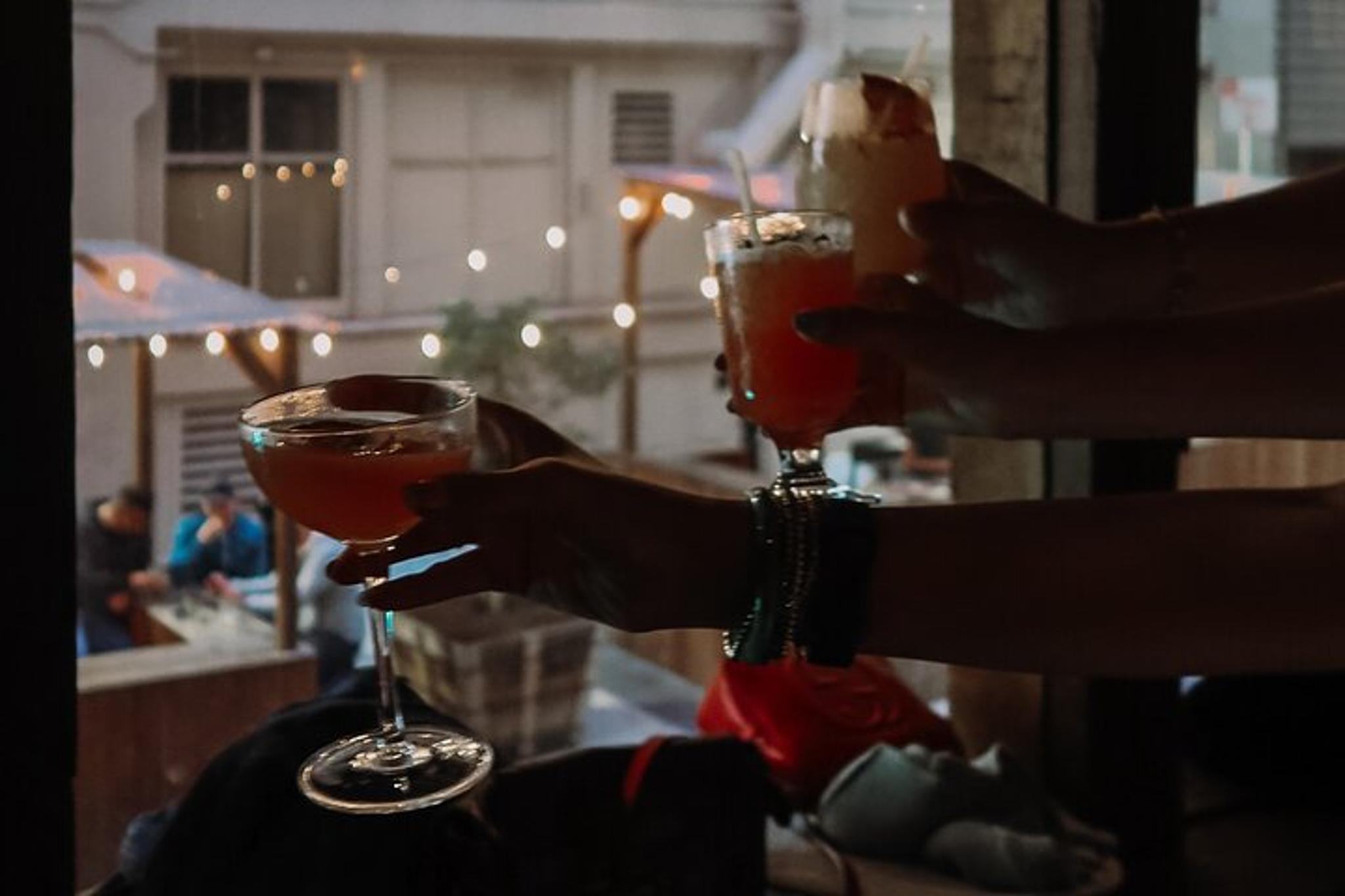 San Francisco History and Cocktail Walking Tour - Image 3