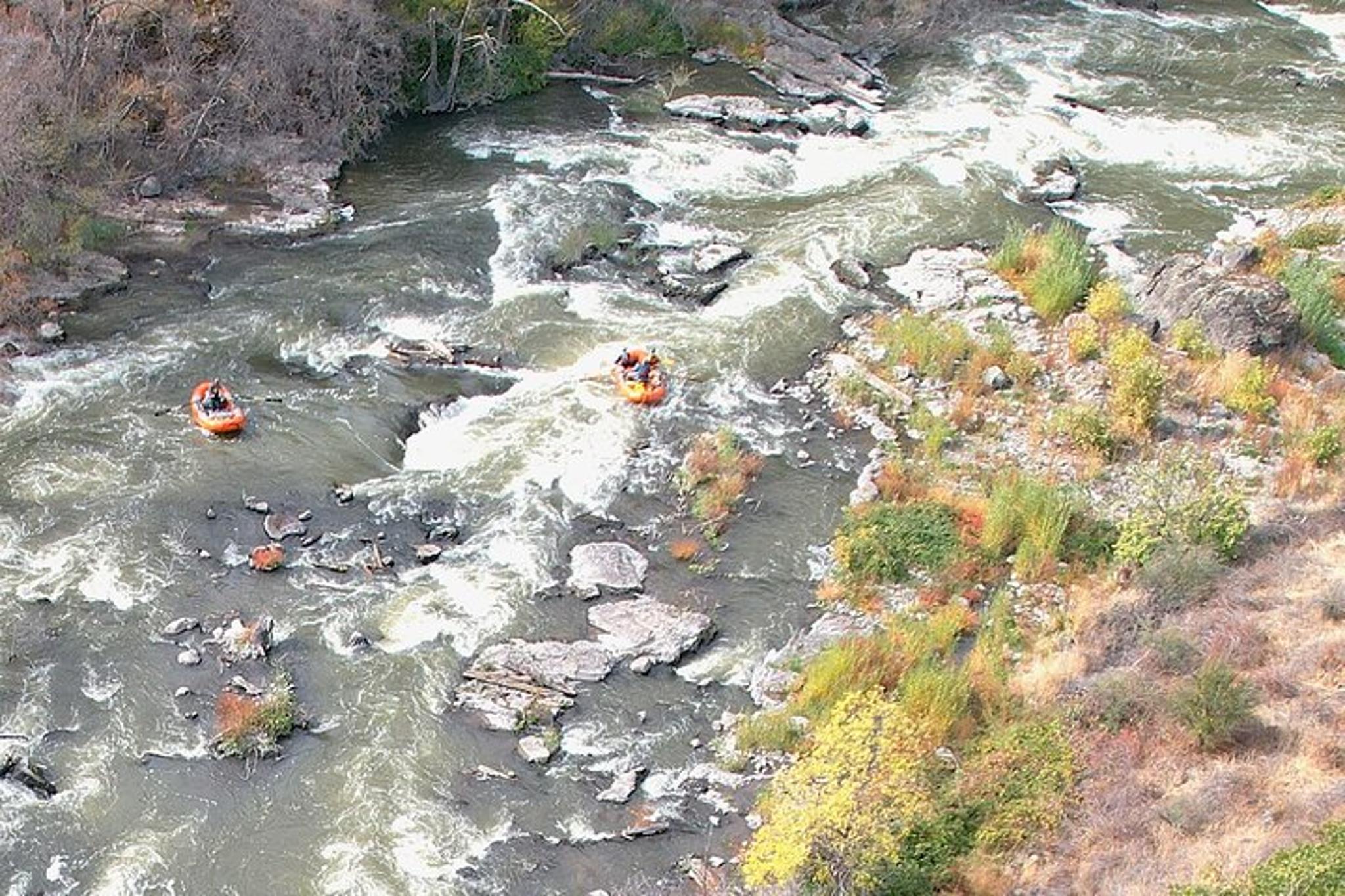 Ashland Klamath River Rafting Half Day - Image 3
