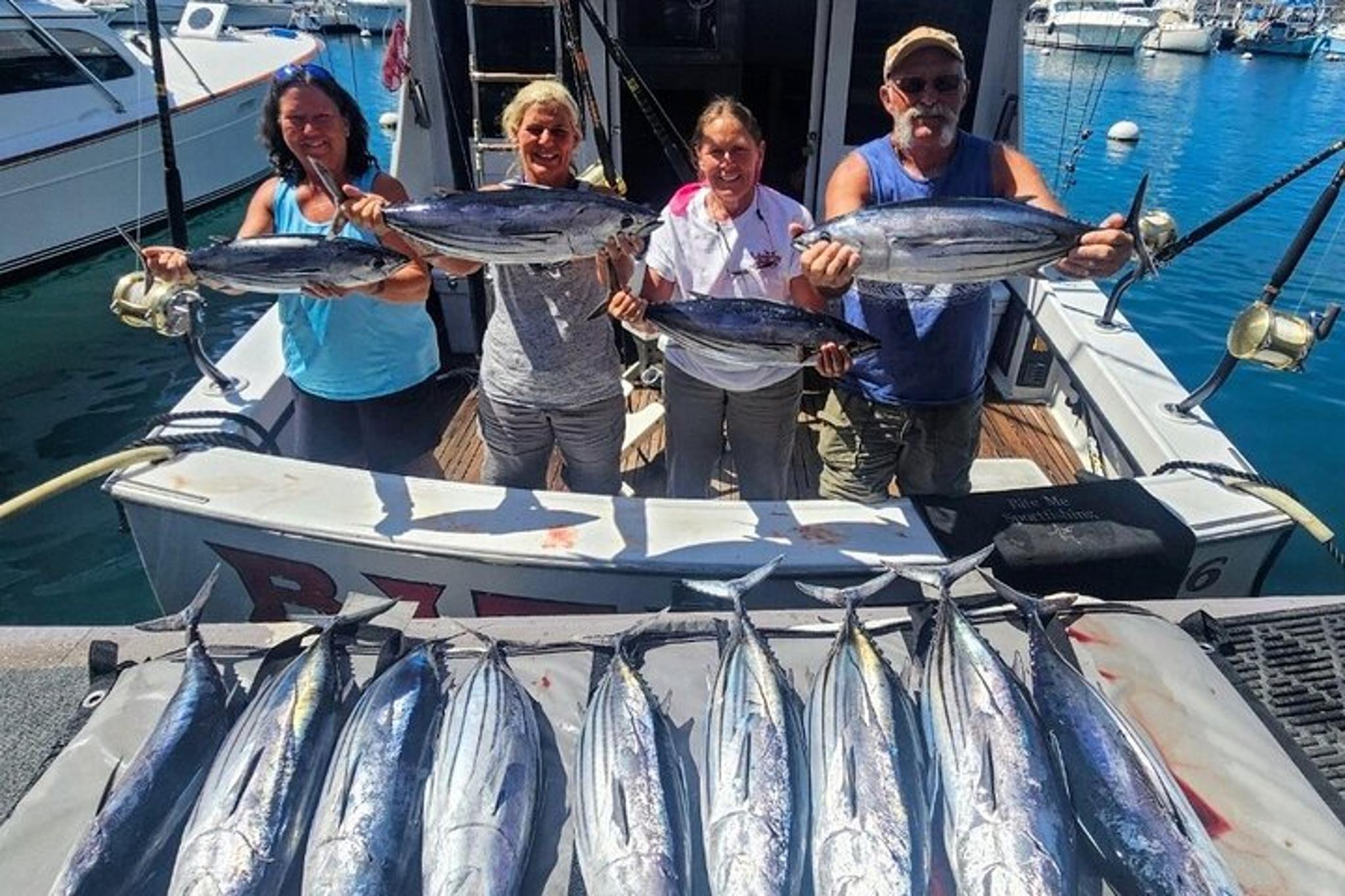 Kona Fishing Charter with Bite Me Sportfishing 4 hr - Image 3