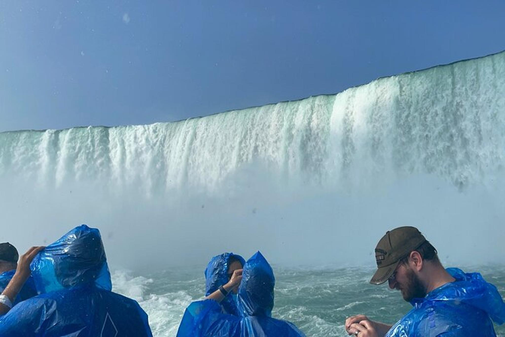 Niagara Falls Maid of the Mist Boat Tour 2 hr - Image 6