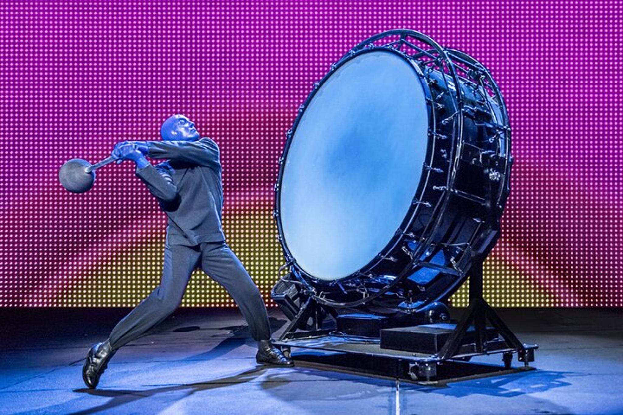 Las Vegas Blue Man Group Show - Image 3