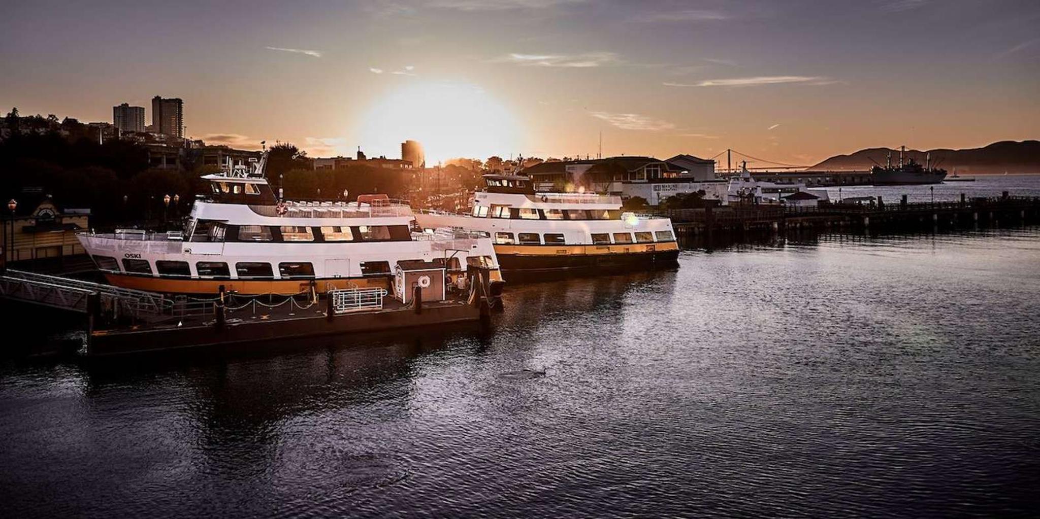 San Francisco Bay Sunset Cruise - Image 3